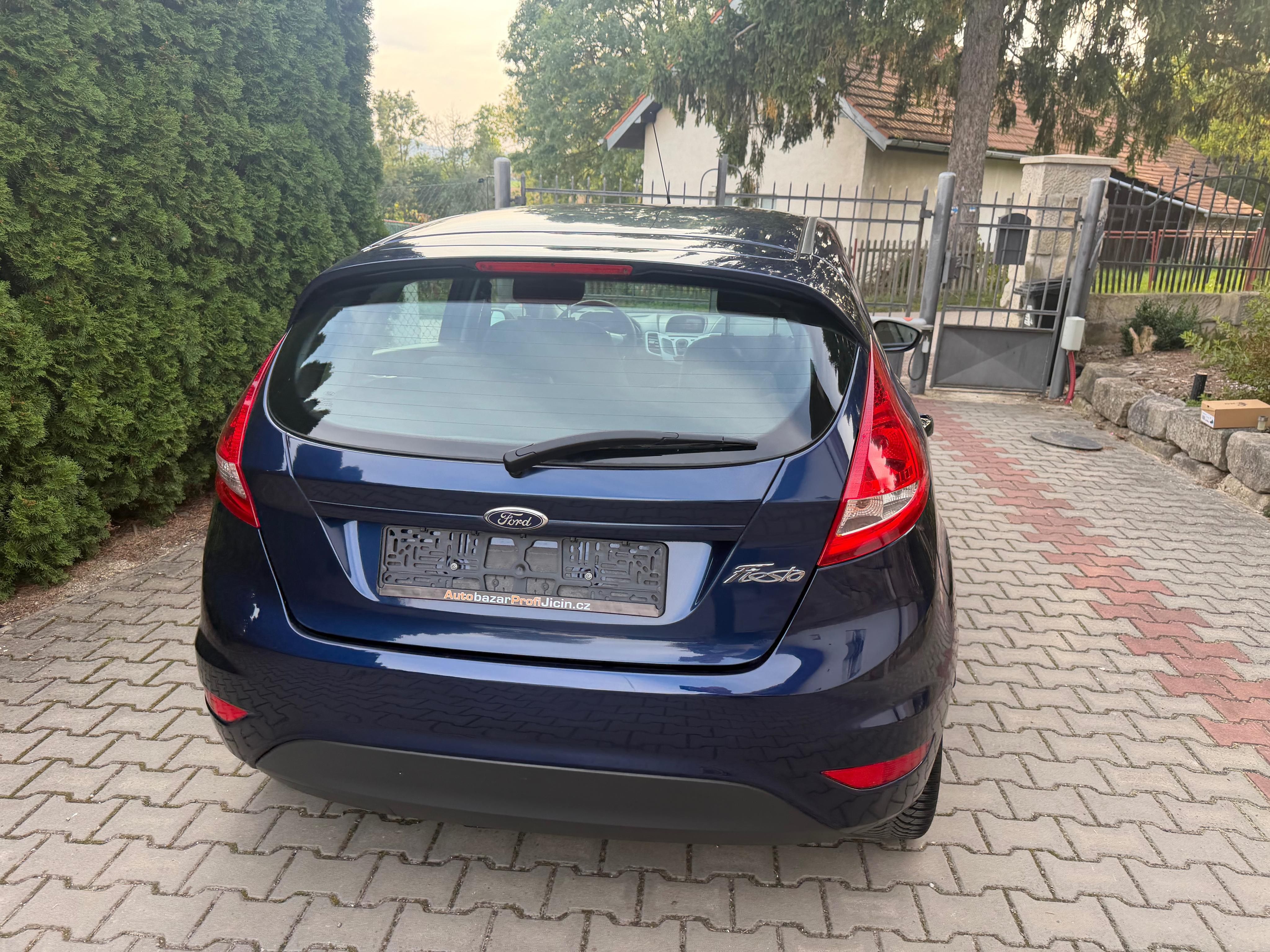 Ford Fiesta, 1,2i/ 60kw  klima serviska - fotka 5