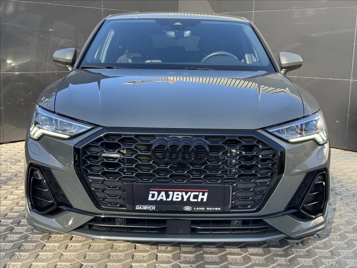 Audi Q3, 2,0 40 TFSI quattro S-line  Sp - fotka 4