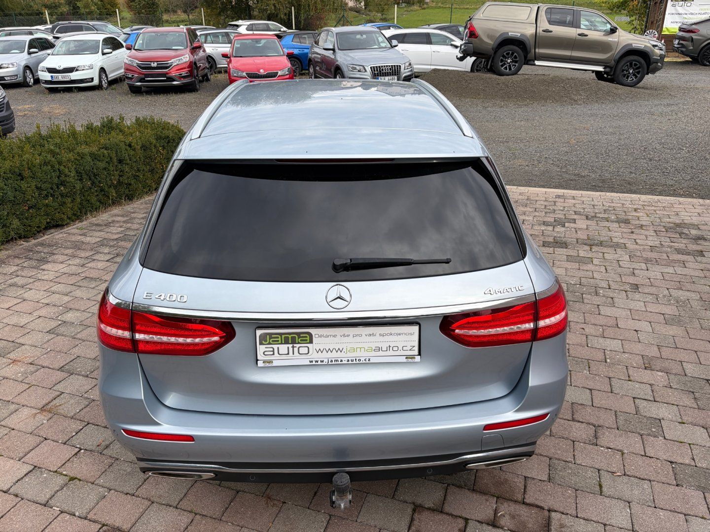 Mercedes-Benz Třídy E, E400 245kW 4MATIC TAŽNÉ NAVI - fotka 6