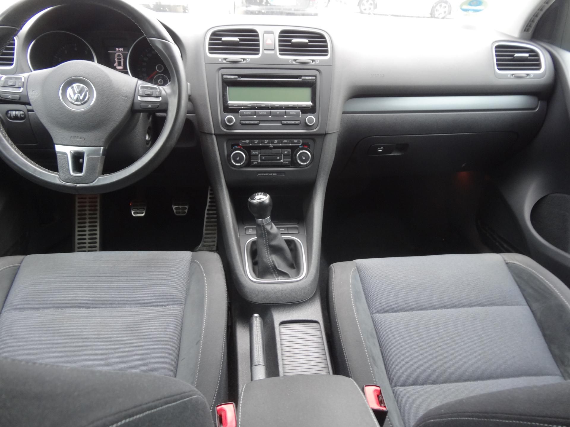 Volkswagen Golf, 1.4TSi  Style - fotka 3