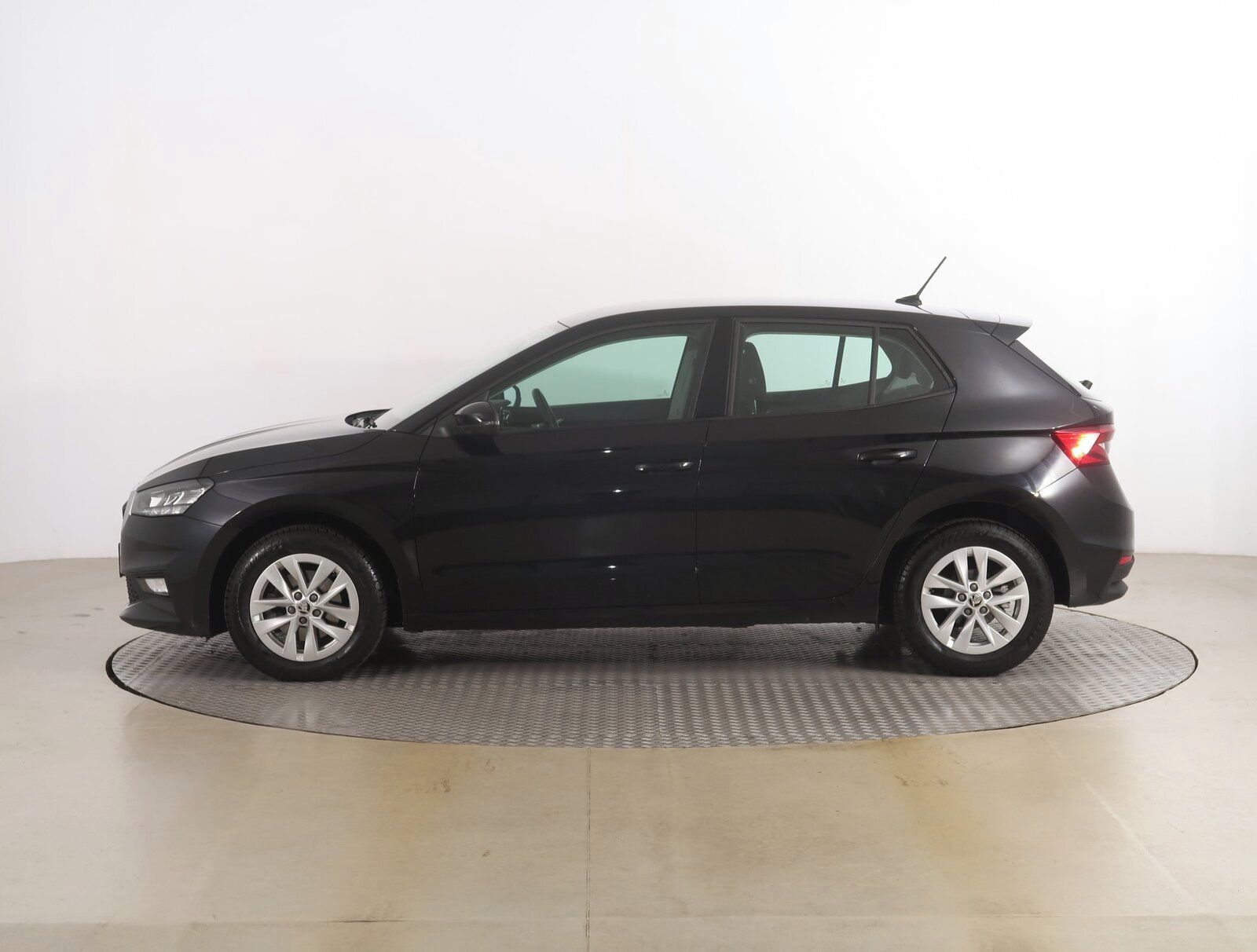 Škoda Fabia, 1.0 TSI, Ambition, Serv.kniha - fotka 3