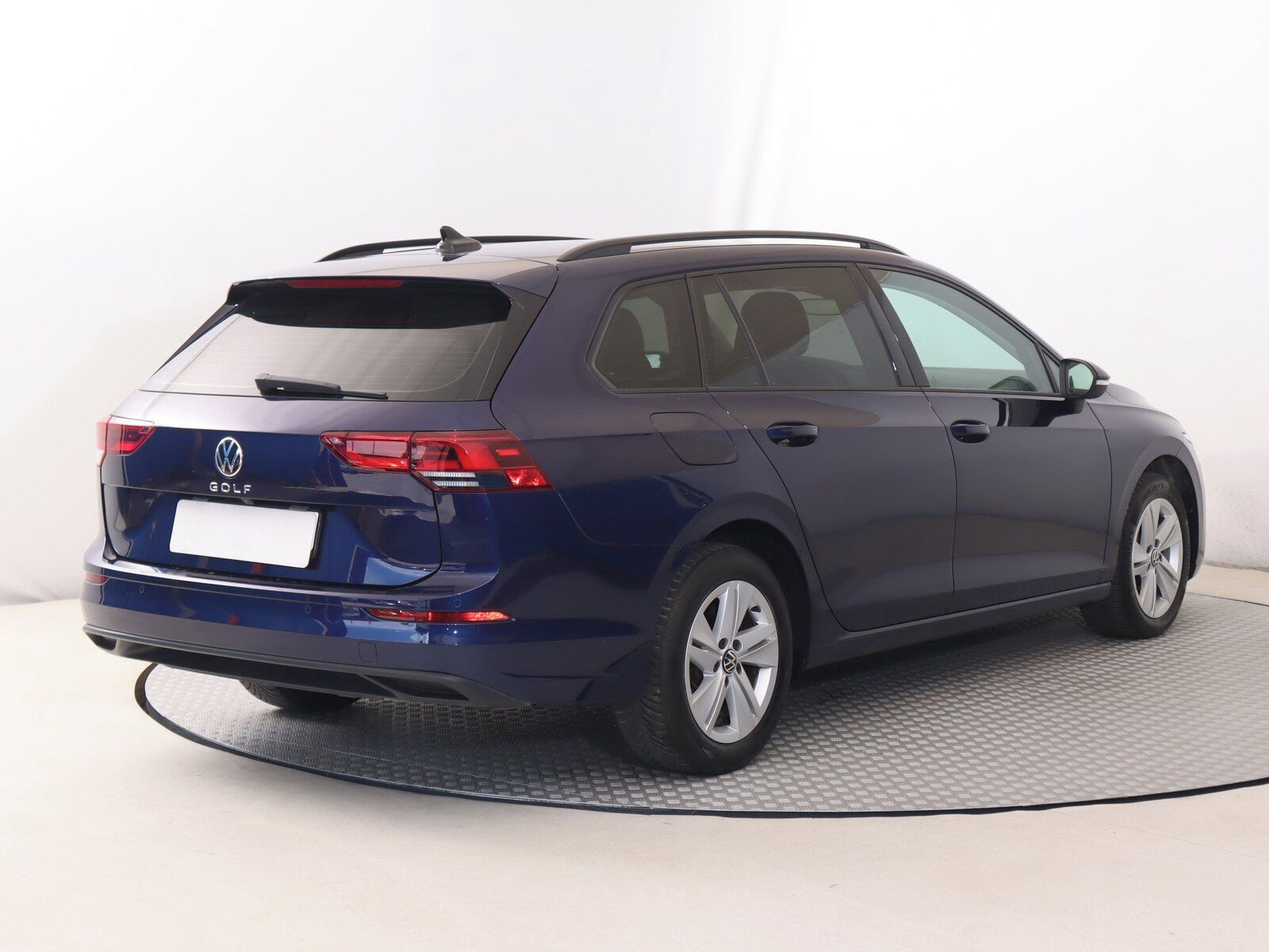 Volkswagen Golf, 2.0 TDI, Life, Serv.kniha - fotka 5