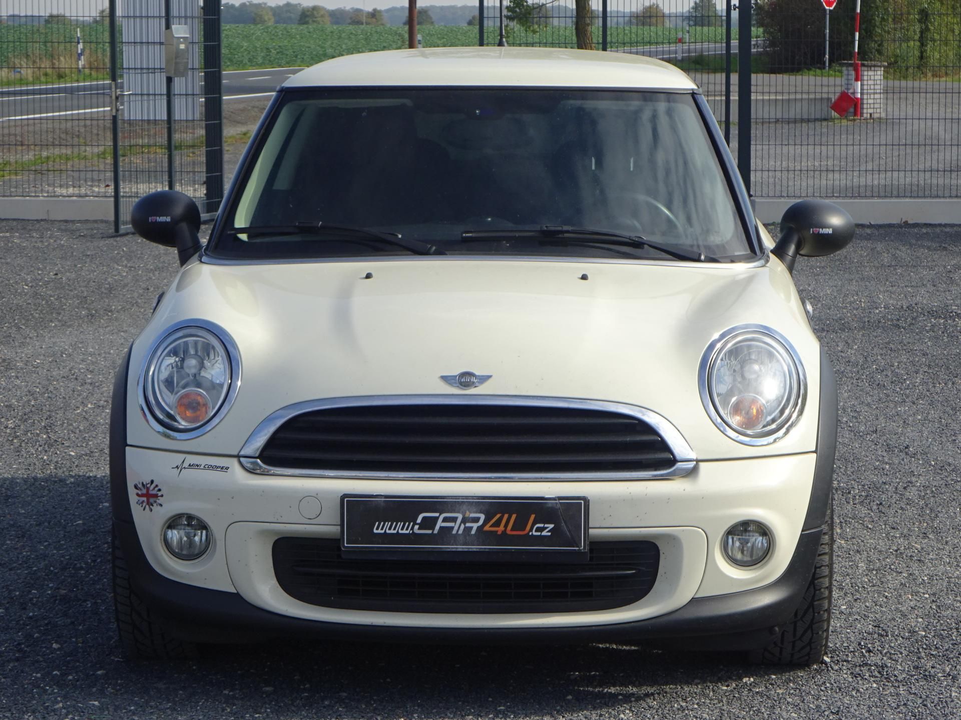 Mini One, 1.6 72kW SERVIS POLOKŮŽE - fotka 2