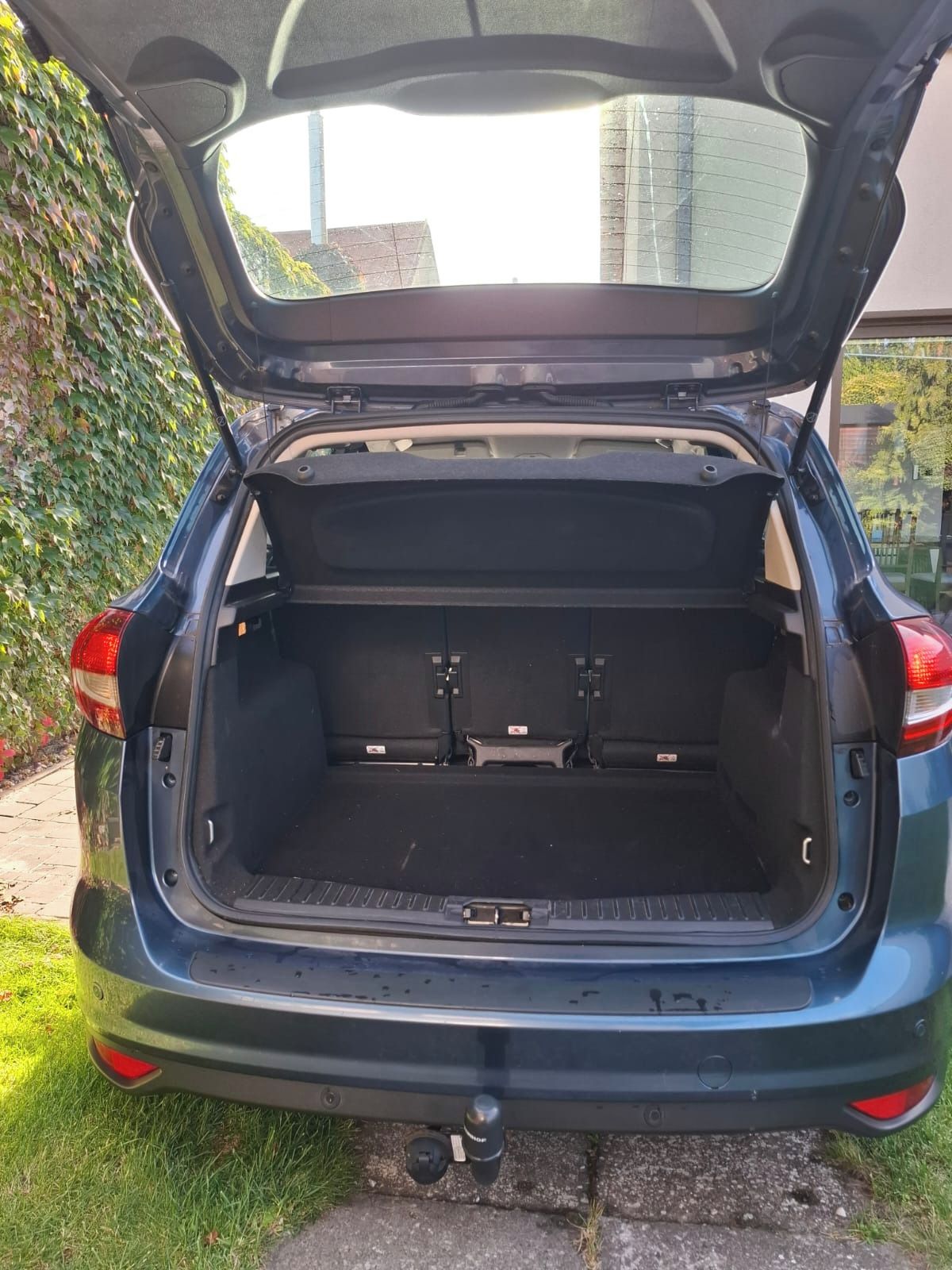 Ford C-MAX, 1,0 92 kw benzín - fotka 6