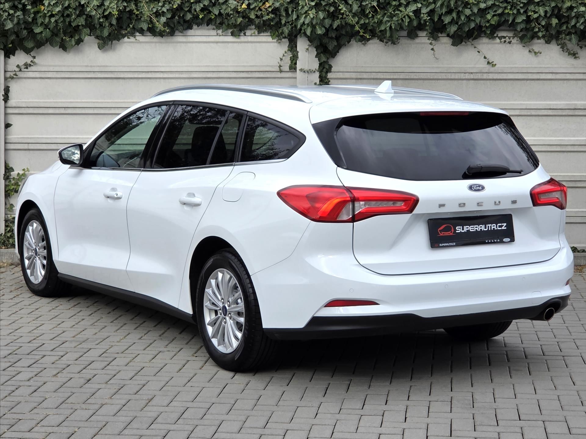 Ford Focus, 1,5 EcoBoost 110kW AT Titanium - fotka 4
