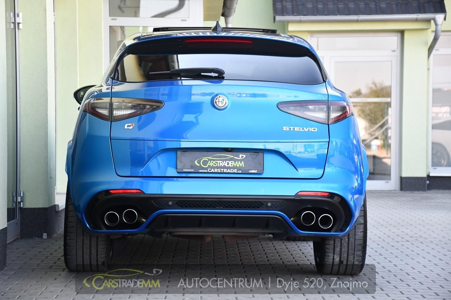 Alfa Romeo Stelvio, 2.9V6 Bi-T.382 kW QUADRIFOGLIO - fotka 4