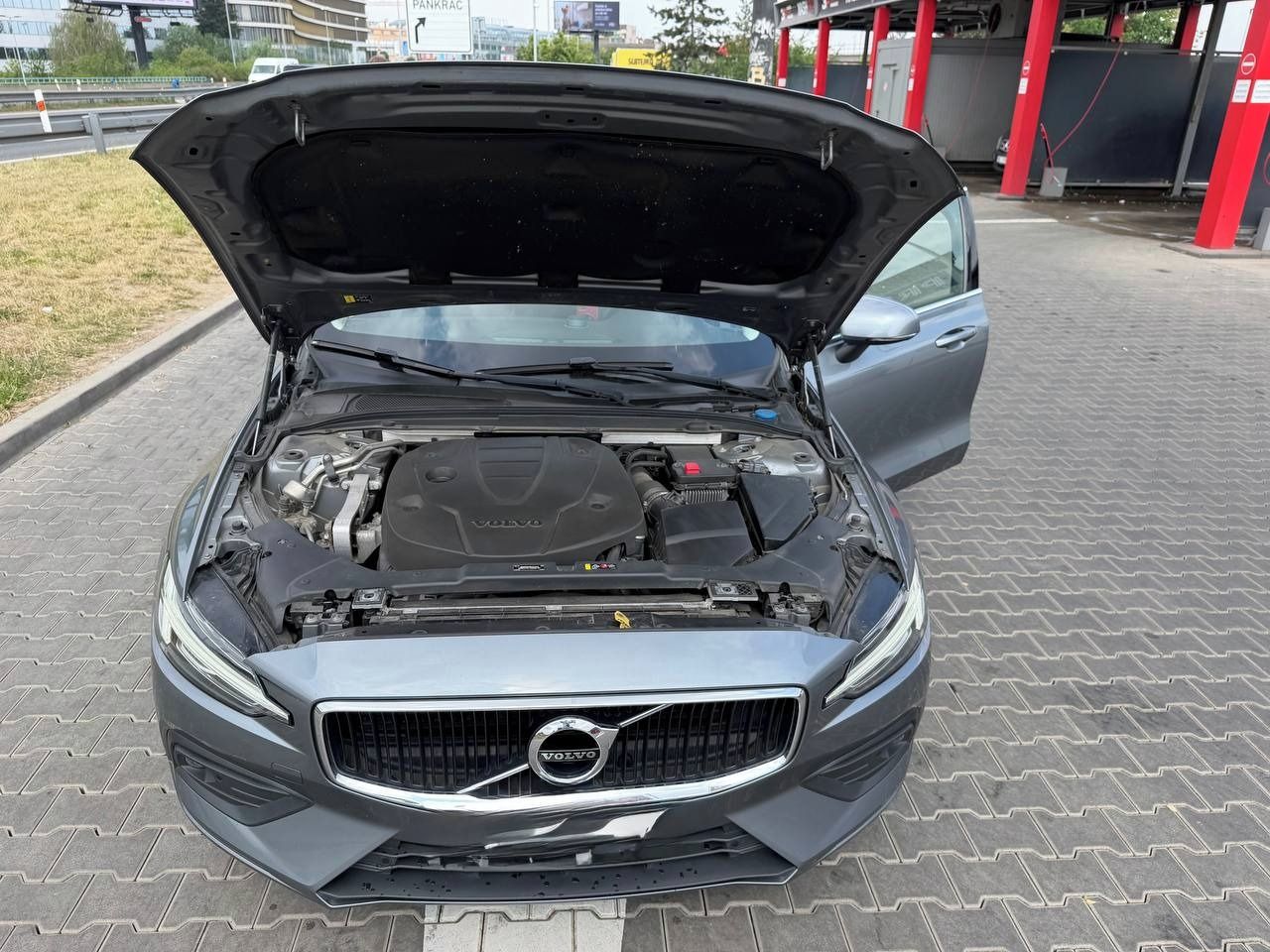 Volvo V60, 2.0