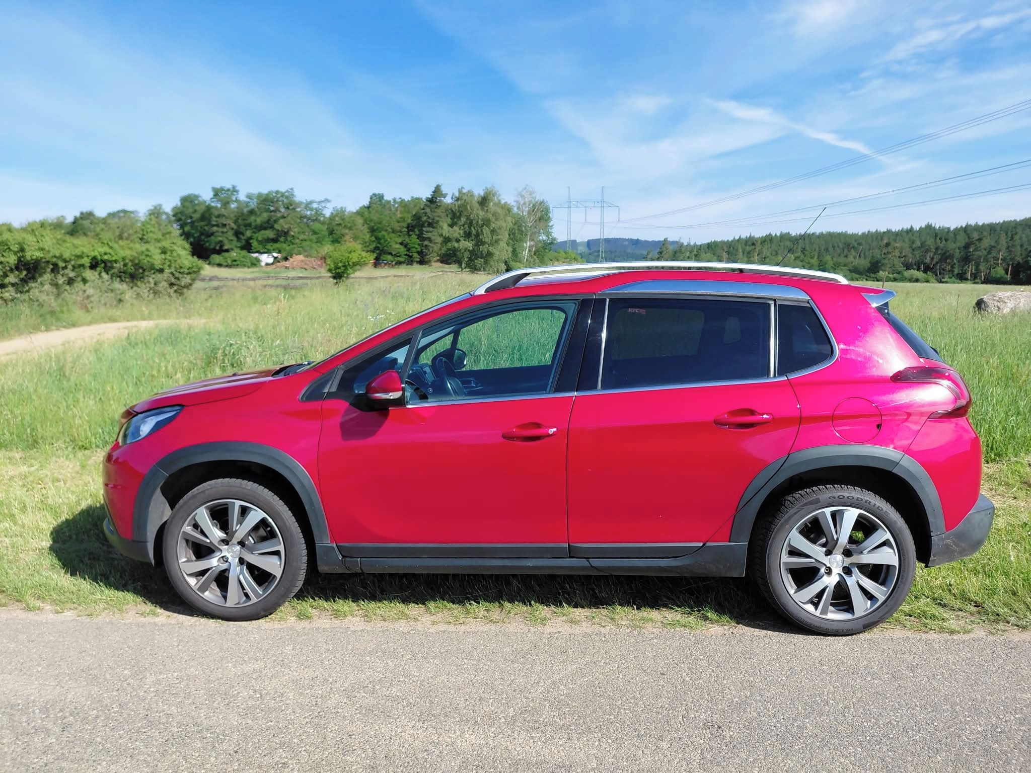 Peugeot 2008, Peugeot 2008 Allure 1.2 - fotka 3
