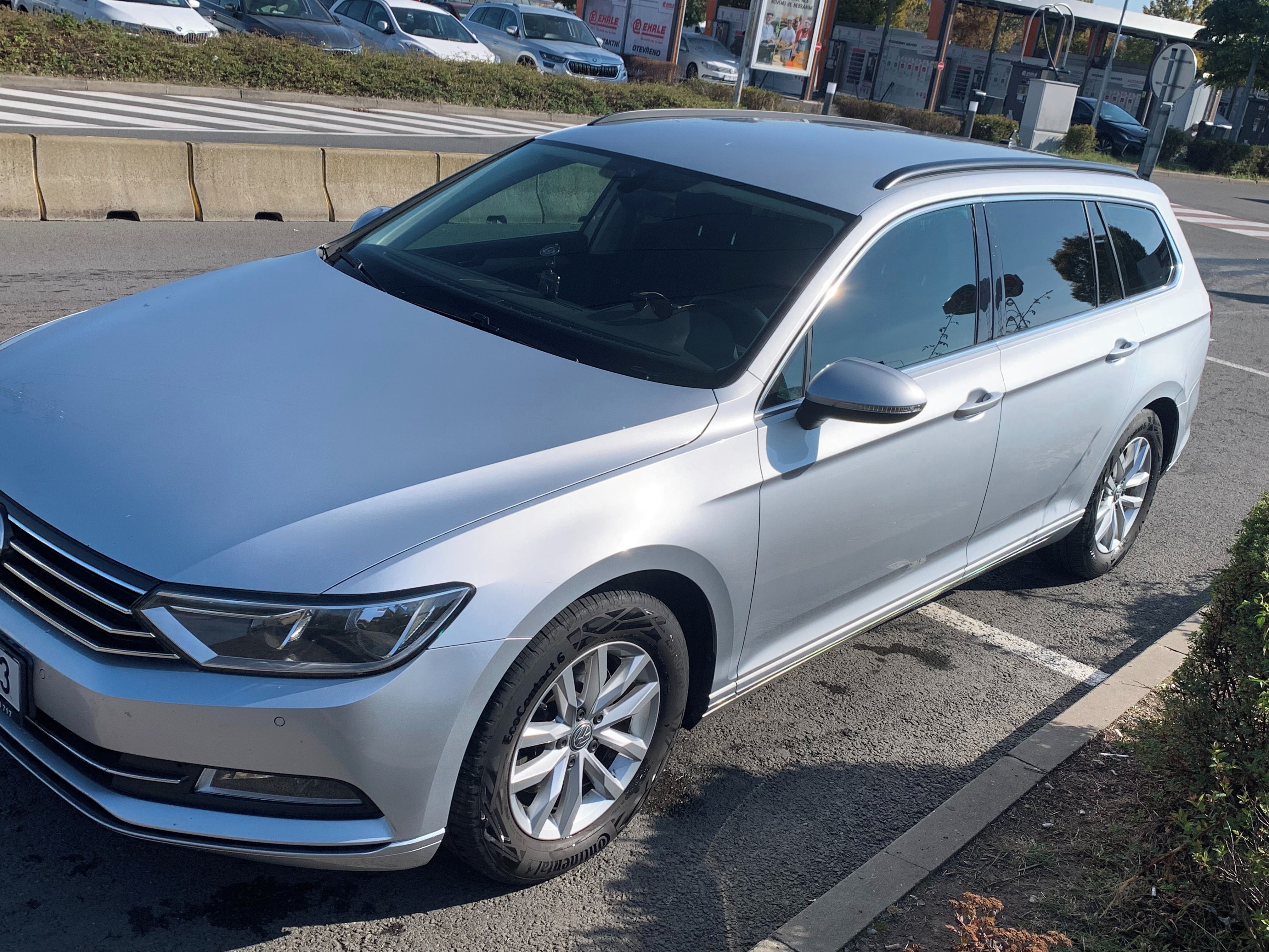 Volkswagen Passat, Volkswagen Passat 1.6 TDI - fotka 2