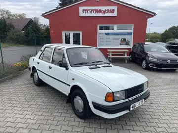 Škoda 130, 1,3 i 1.MAJITEL GARÁŽOVANÉ pěk