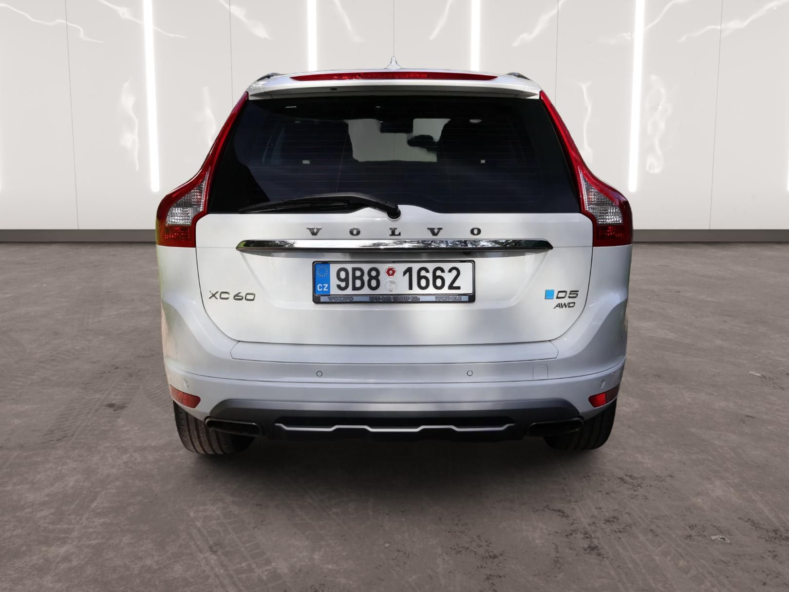 Volvo XC60, 4WD - fotka 3