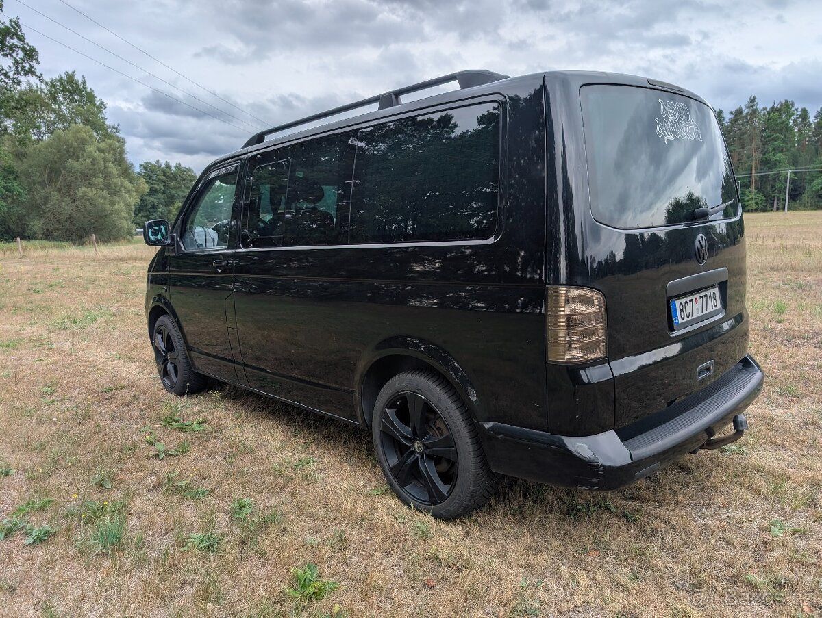 Volkswagen Multivan - fotka 4
