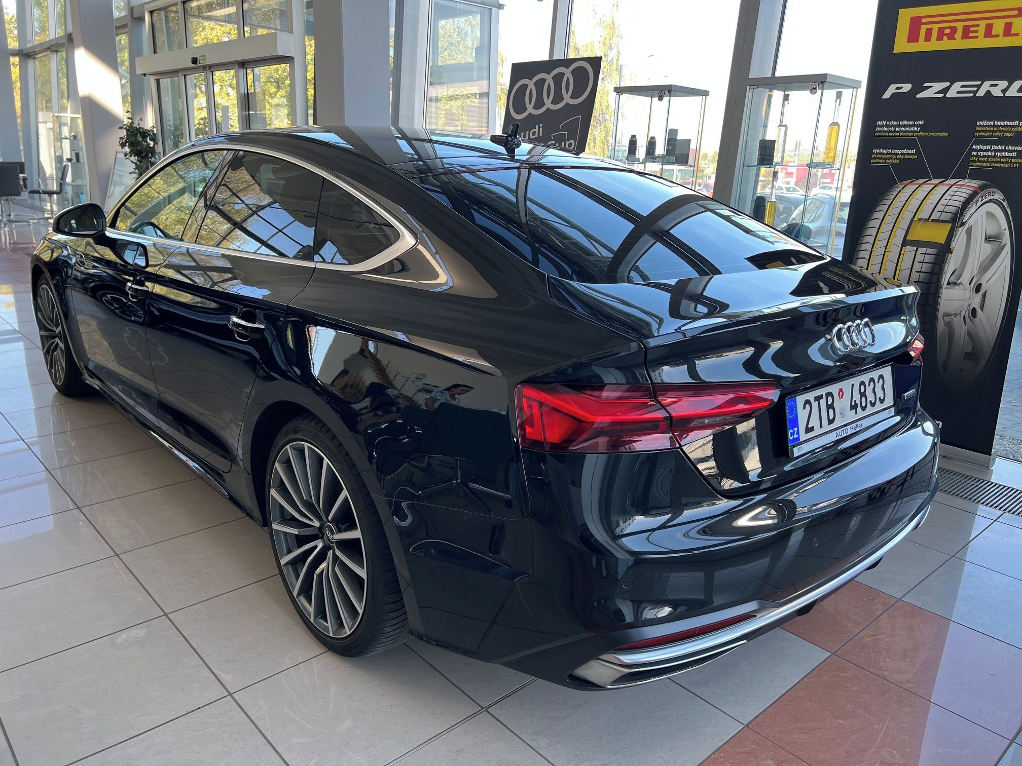 Audi A5, Sportback  2,0TDI 150kW - fotka 4