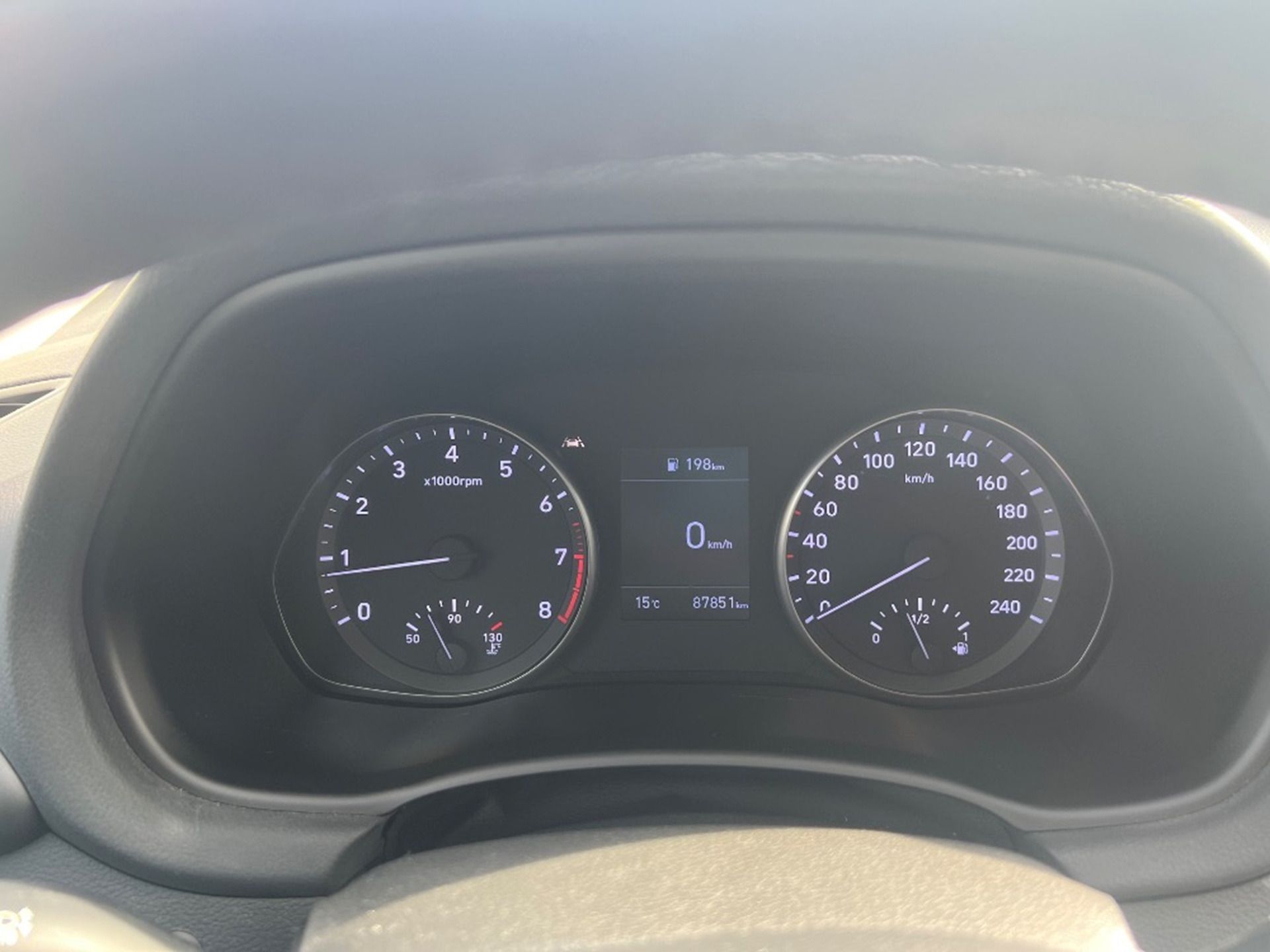 Hyundai i30, kombi 1.5 DPi, 1.majitel, ČR - fotka 5