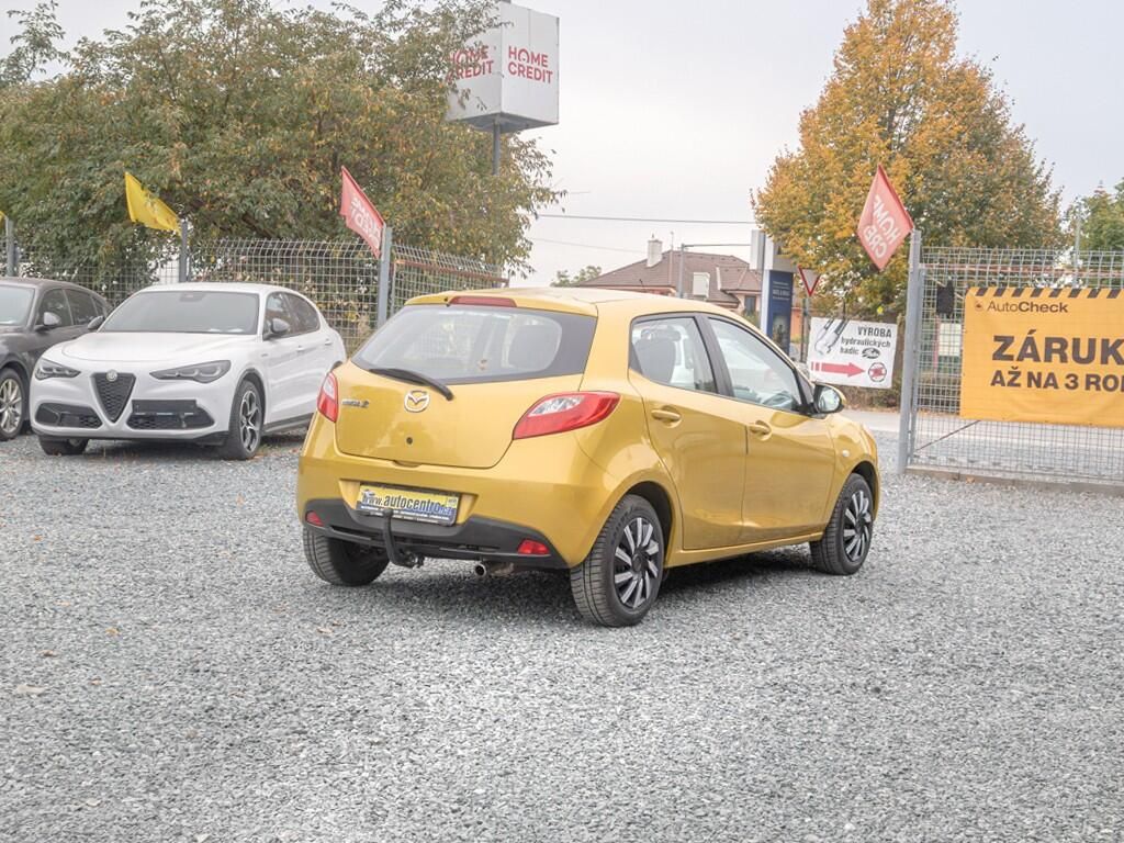 Mazda 2, 1.4i 63KW – PO SERVISU - fotka 5