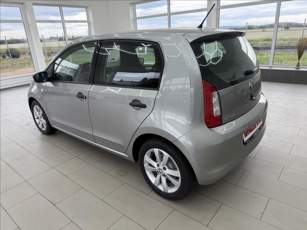 Škoda Citigo, 1,0 MPI, Klimatizace - fotka 3