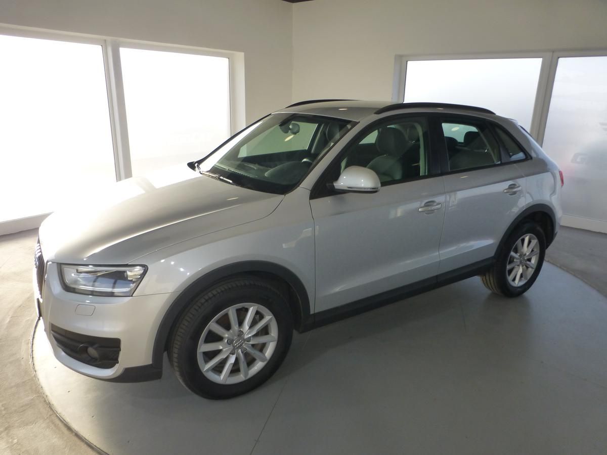 Audi Q3, 2,0TSI-125KW*NAVI**PARK.S**4X4