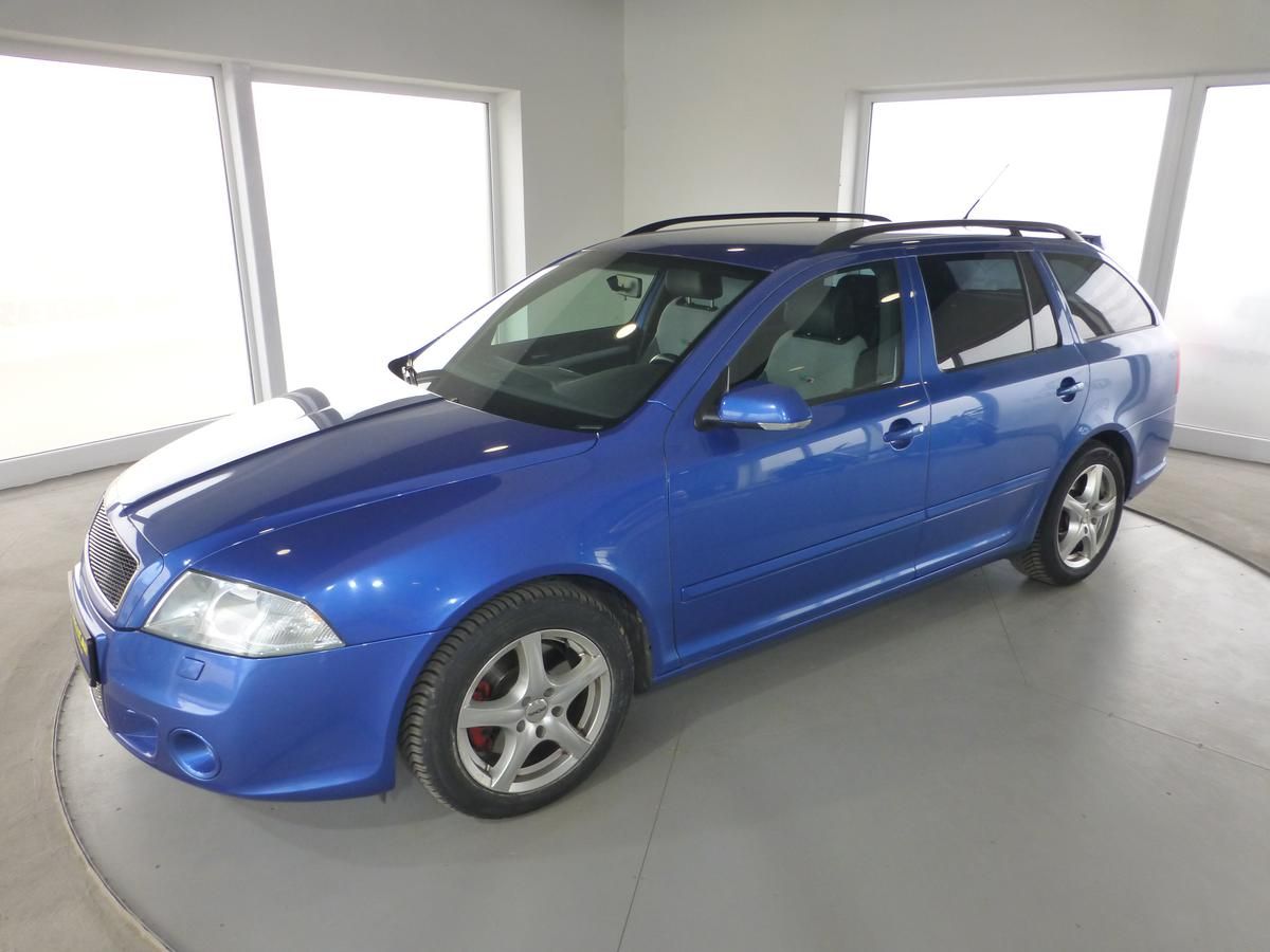 Škoda Octavia, RS 2,0TDI-125KW*VYHŘ.S**XENONY
