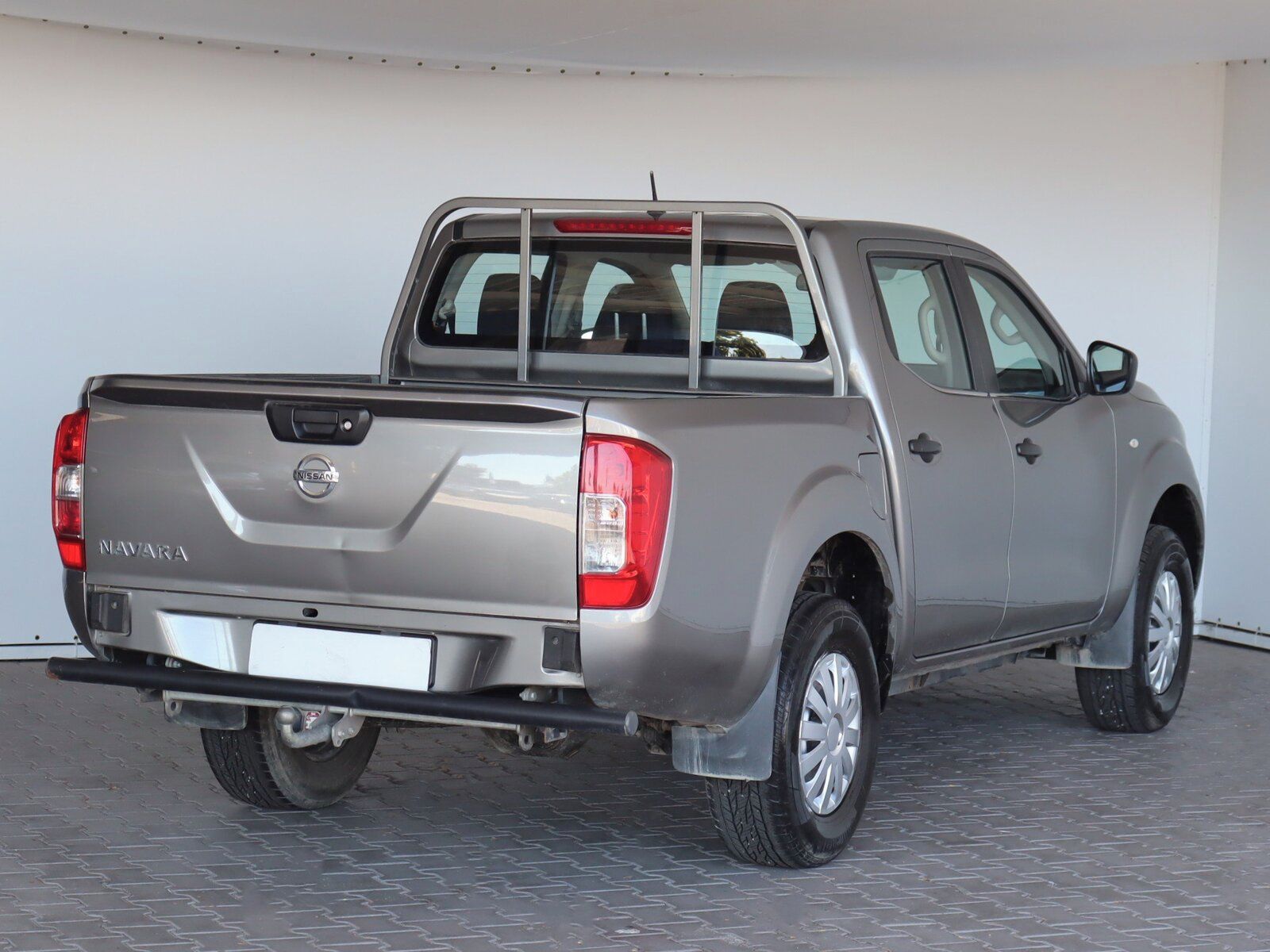 Nissan Navara, 2.3 dCi, 4X4, Serv.kniha - fotka 5