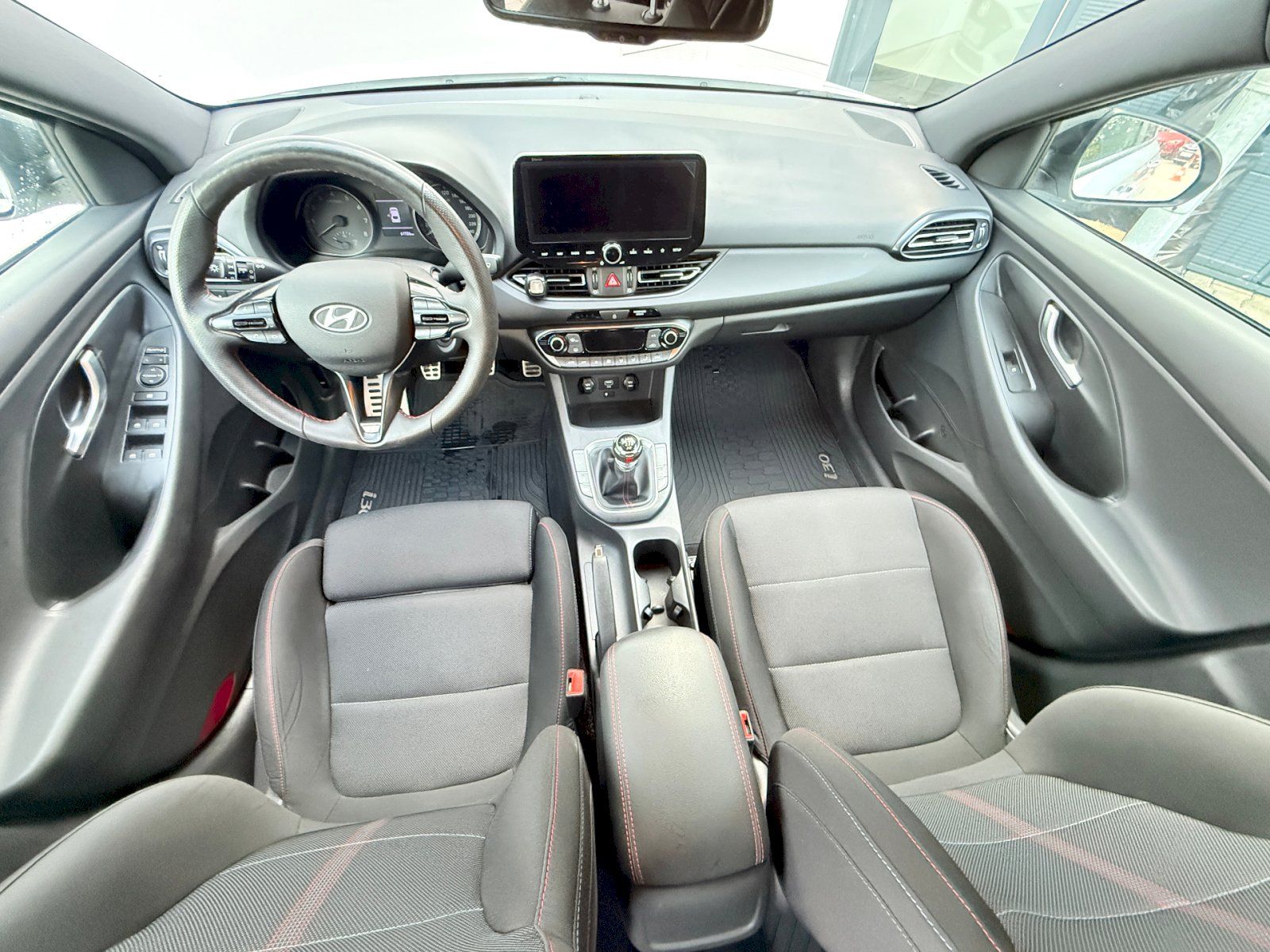 Hyundai i30, 1.5T-GDi 117kW/160Ps N-Line 1. - fotka 5