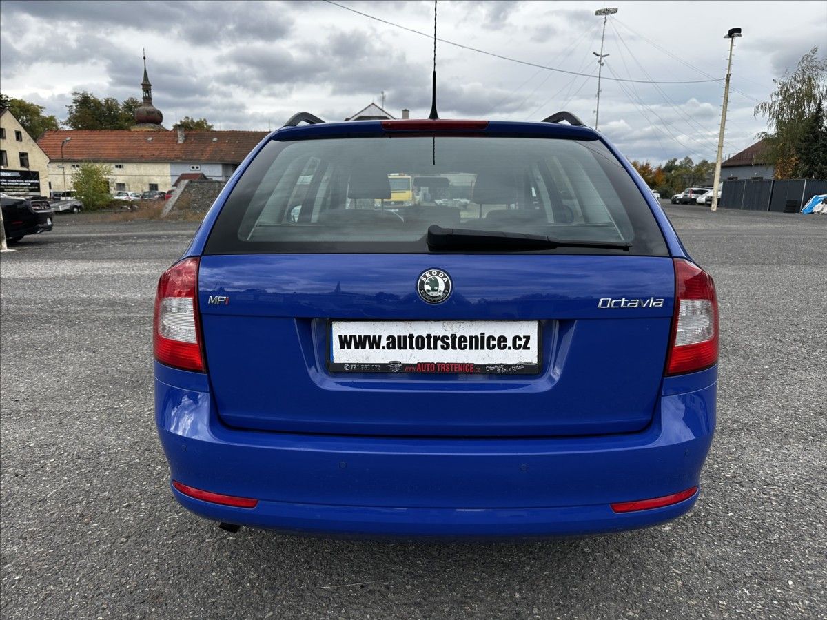 Škoda Octavia, 1,6 MPI-75kW-AUT.KLIMA-CEBIA - fotka 4