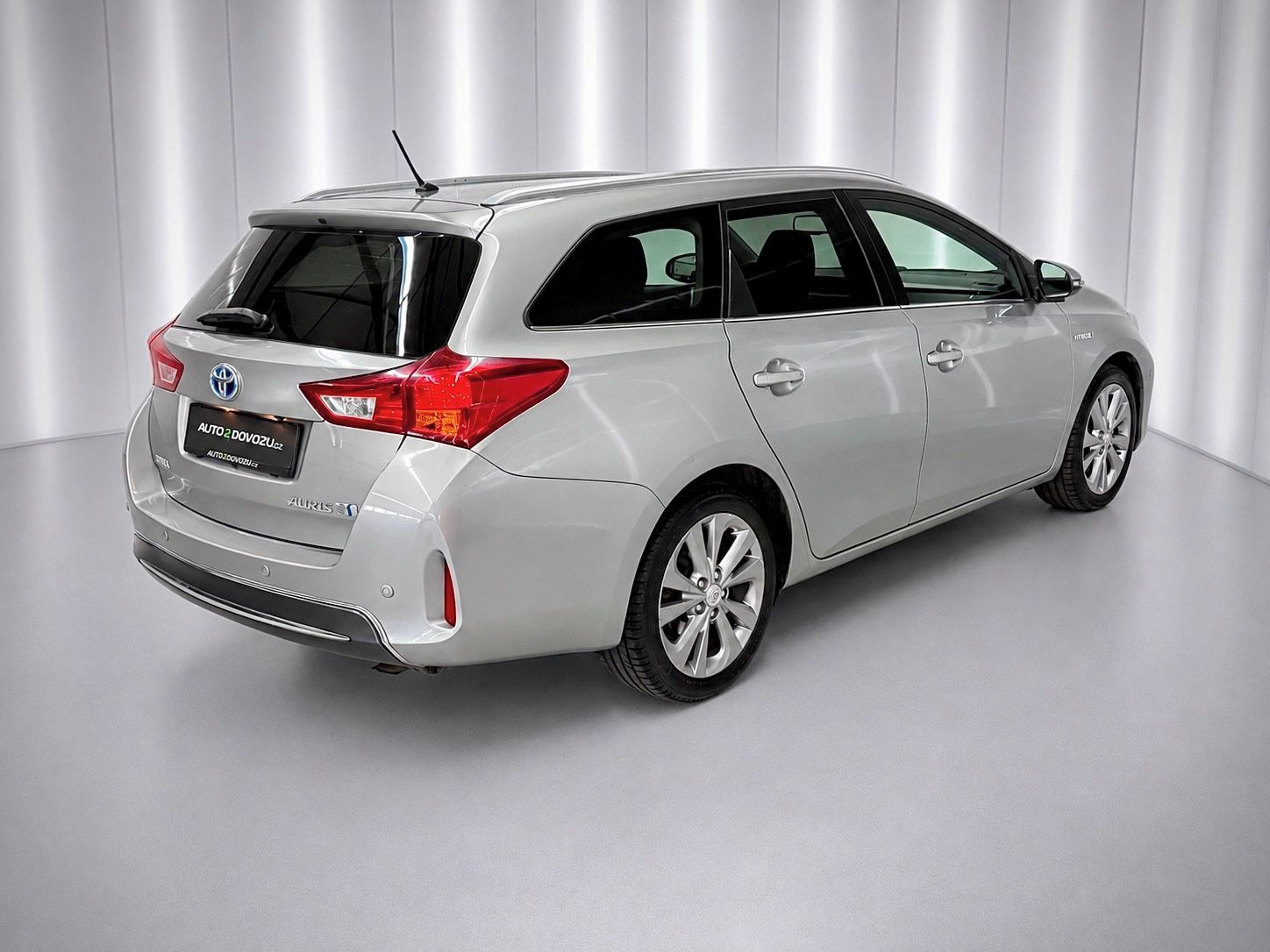Toyota Auris, 1.8 HYBRID e-CVT TS STYLE - fotka 6