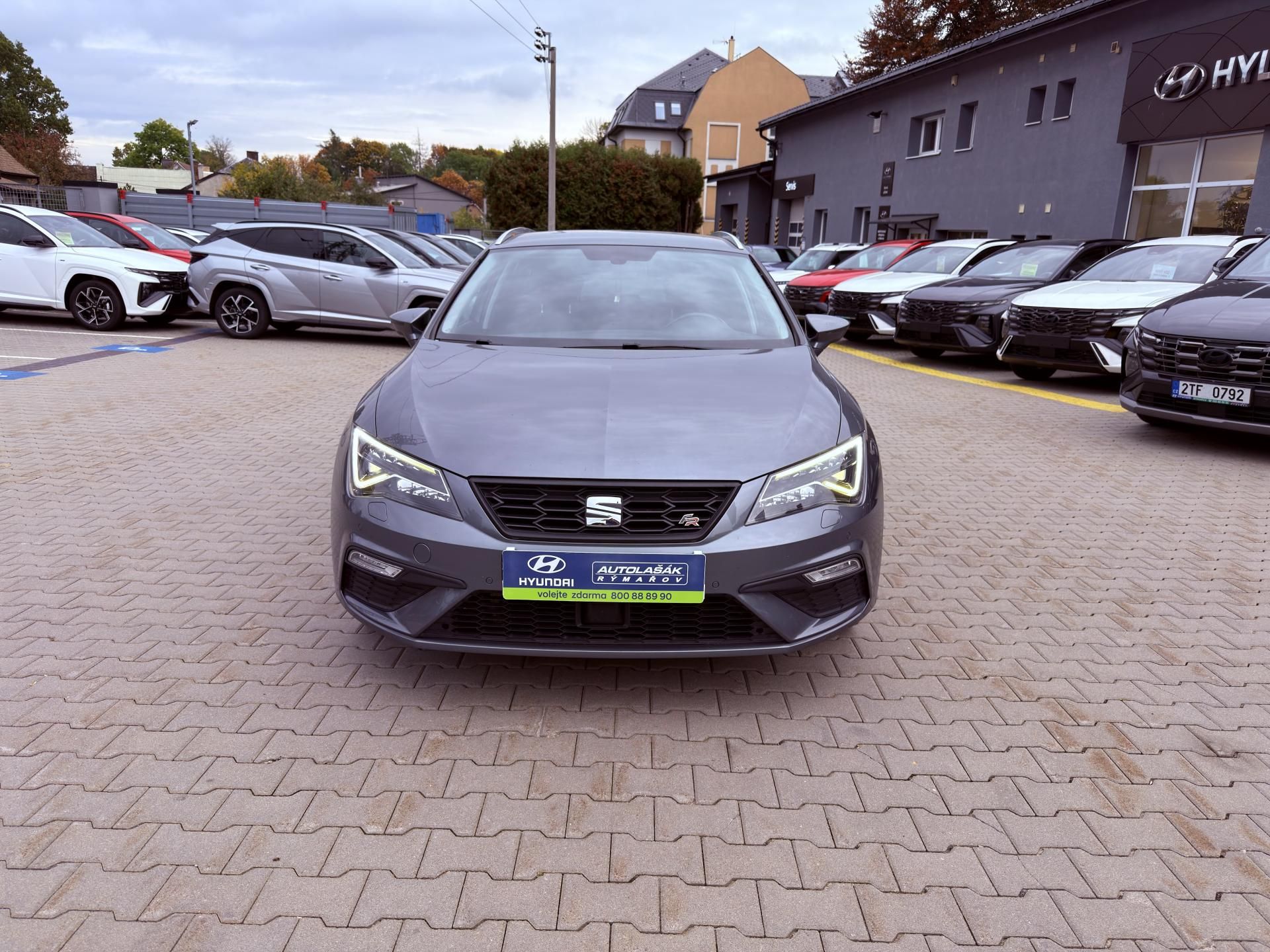 Seat Leon, FR TSi 92kW KLIMA NAVI - fotka 2