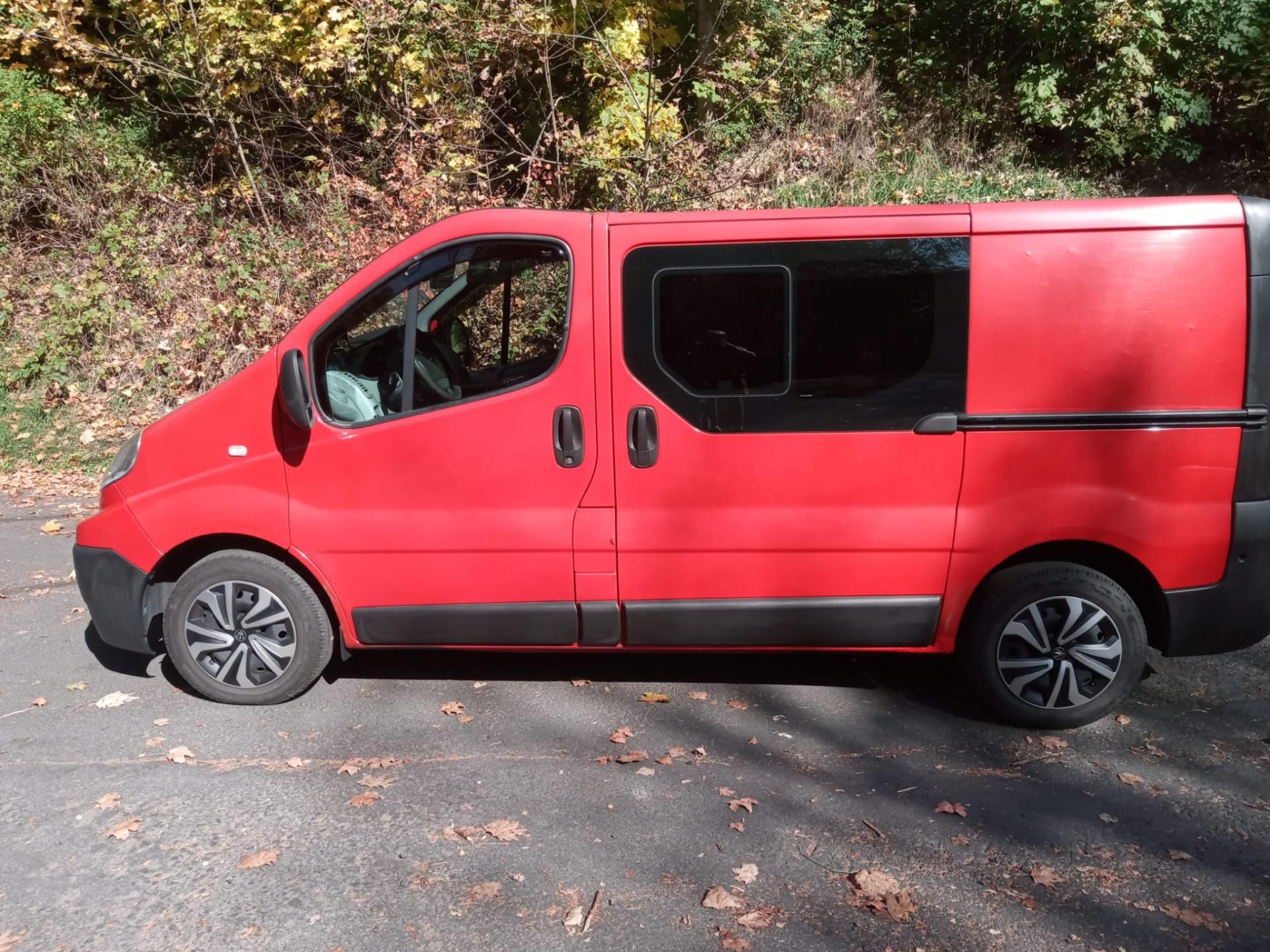 Renault Trafic, 2,0 D 9 MÍST, TZ, kamera ! - fotka 5
