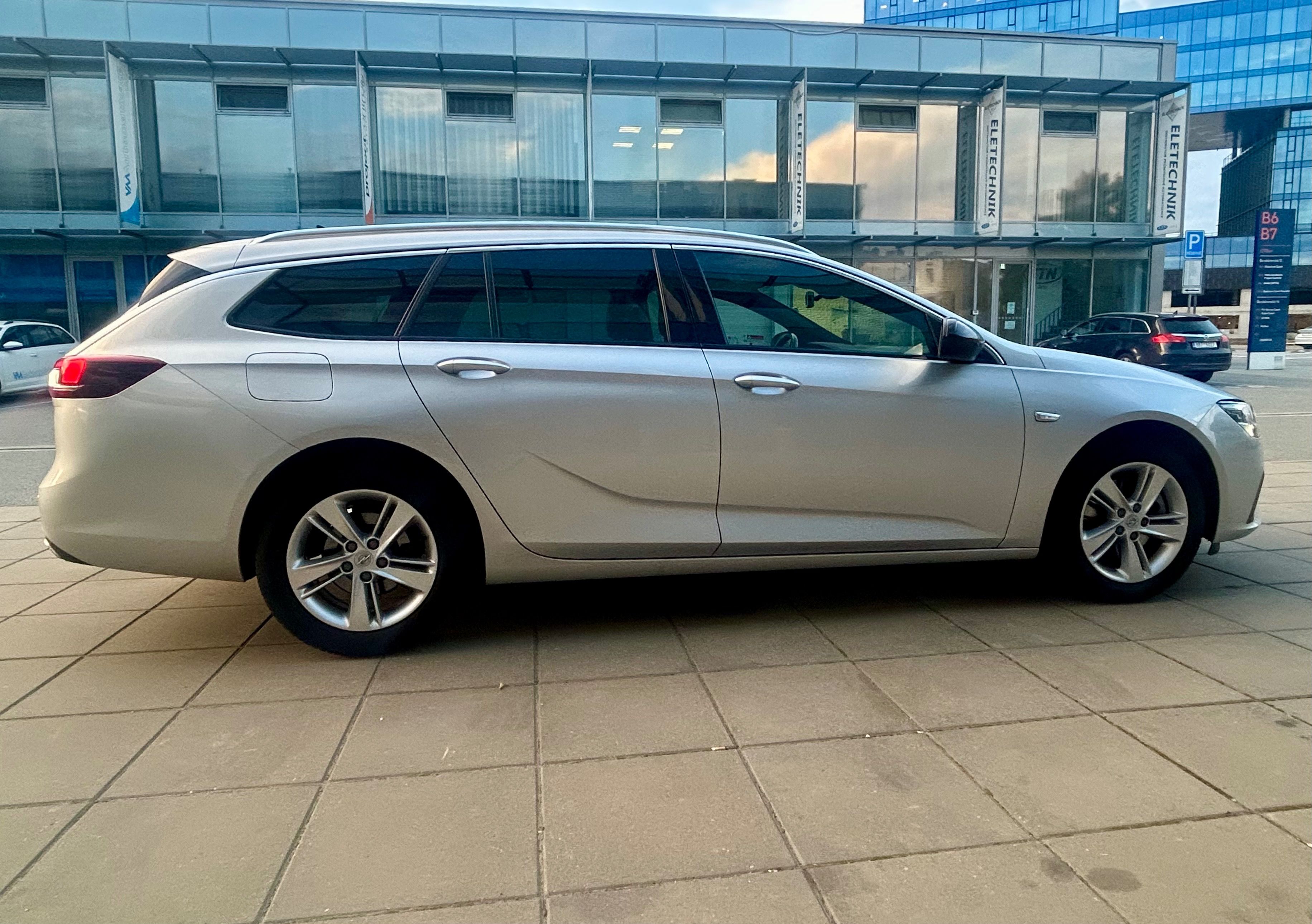 Opel Insignia, 2.0 CDTI 128KW LED-NAVI-KAMERA - fotka 5