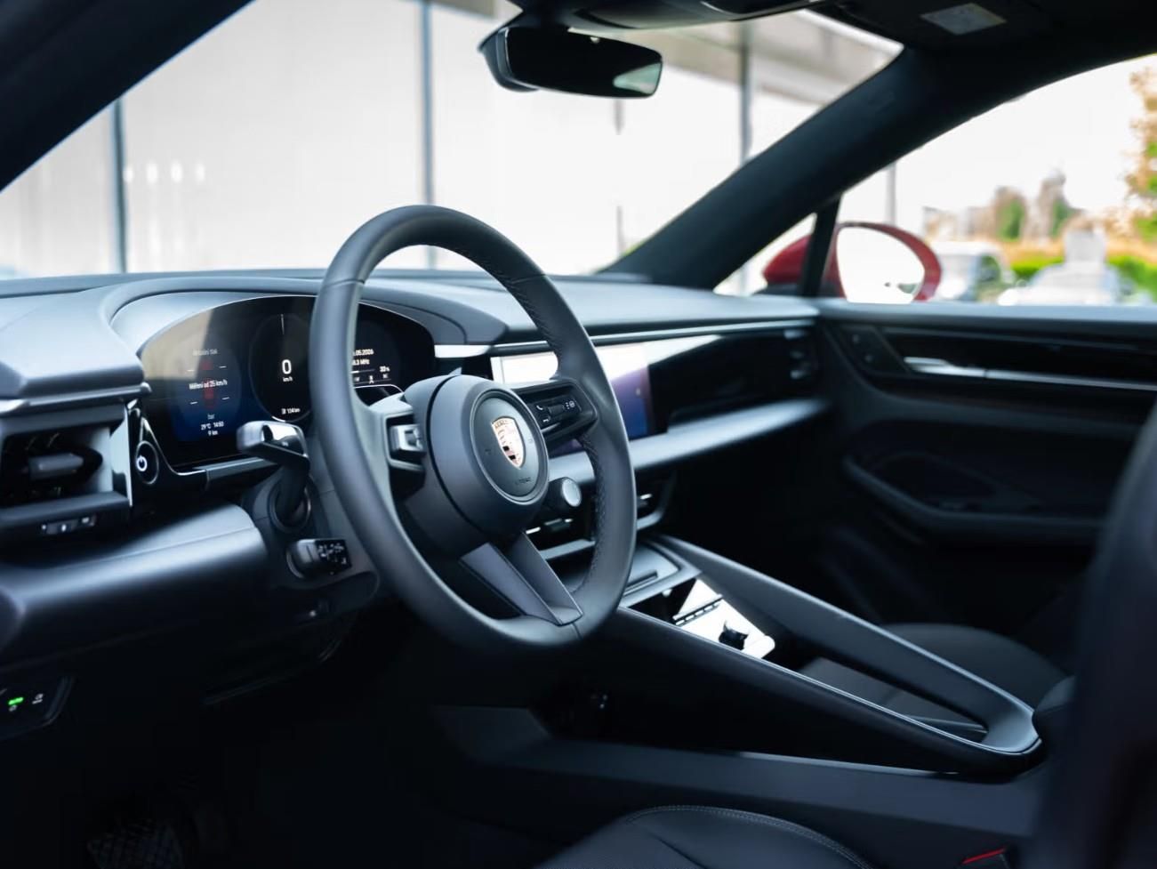 Porsche Macan, Macan 4 - fotka 6