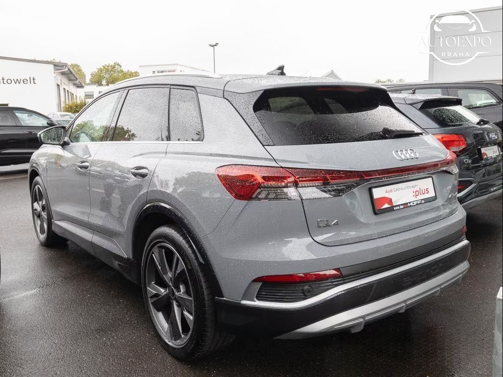 Audi Q4 e-tron, S line Matrix Kamera Sonos* - fotka 3