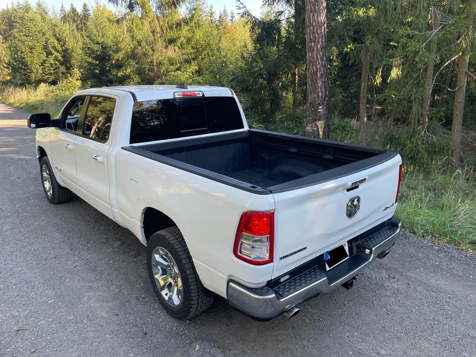 Dodge Ram 1500, 5,7 HEMI - fotka 5