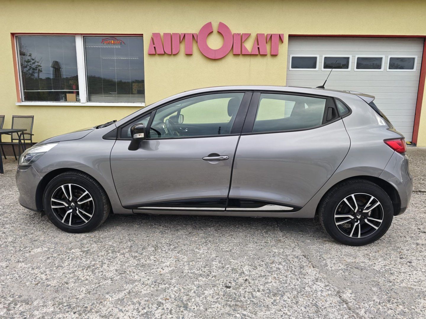 Renault Clio, 1.2i  NAVI/1MAJ/Tempomat - fotka 6