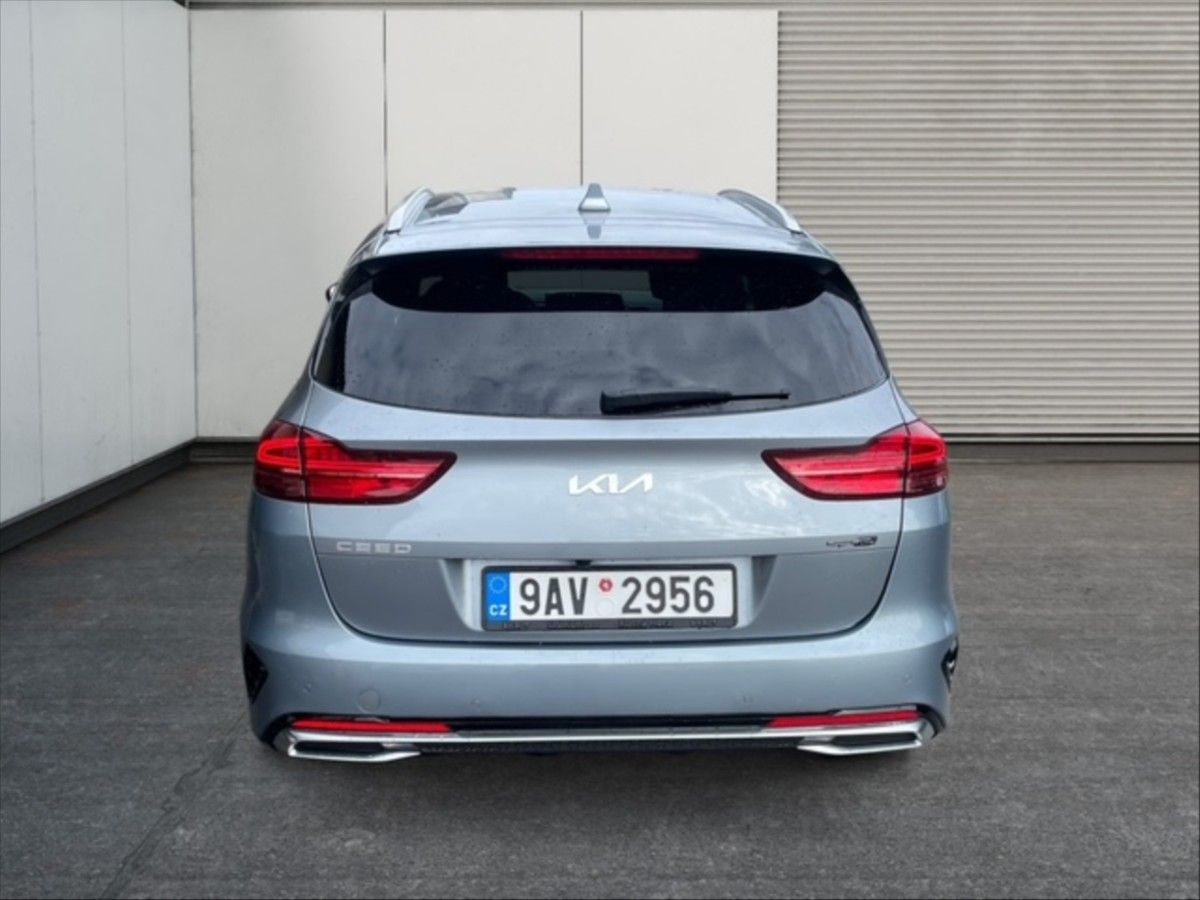 Kia Cee´d, 1,5 TGDI 118 GT Line AT - fotka 5