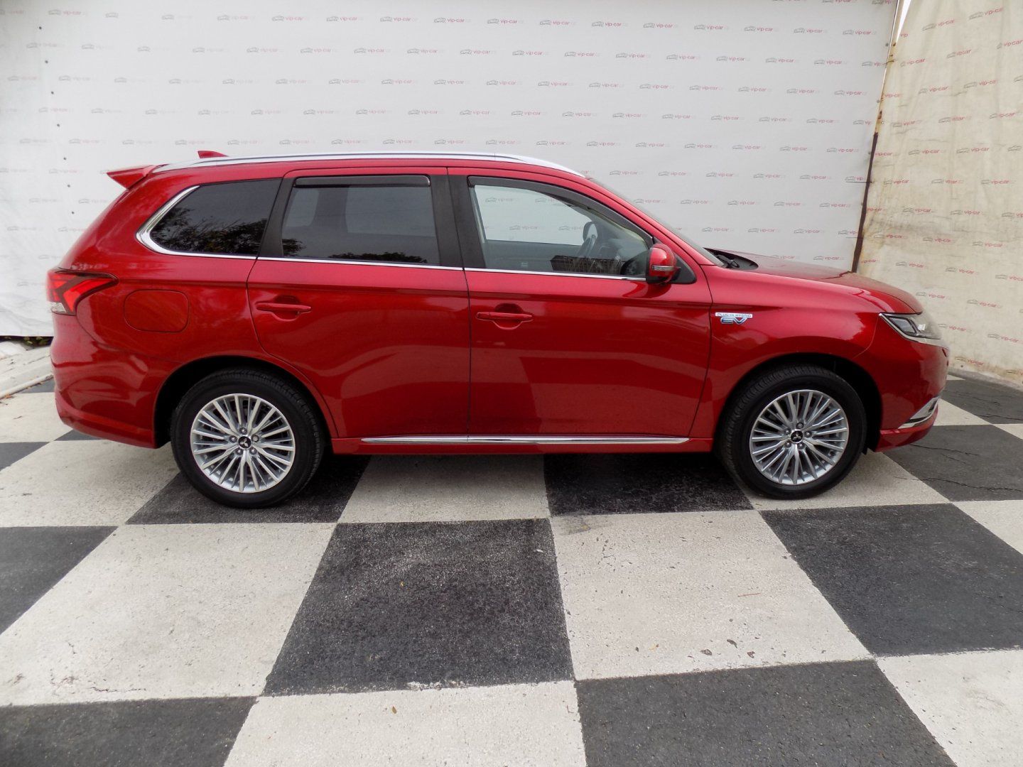 Mitsubishi Outlander, 2.4 PHEV/4WD/1.Maj./LED/ - fotka 6
