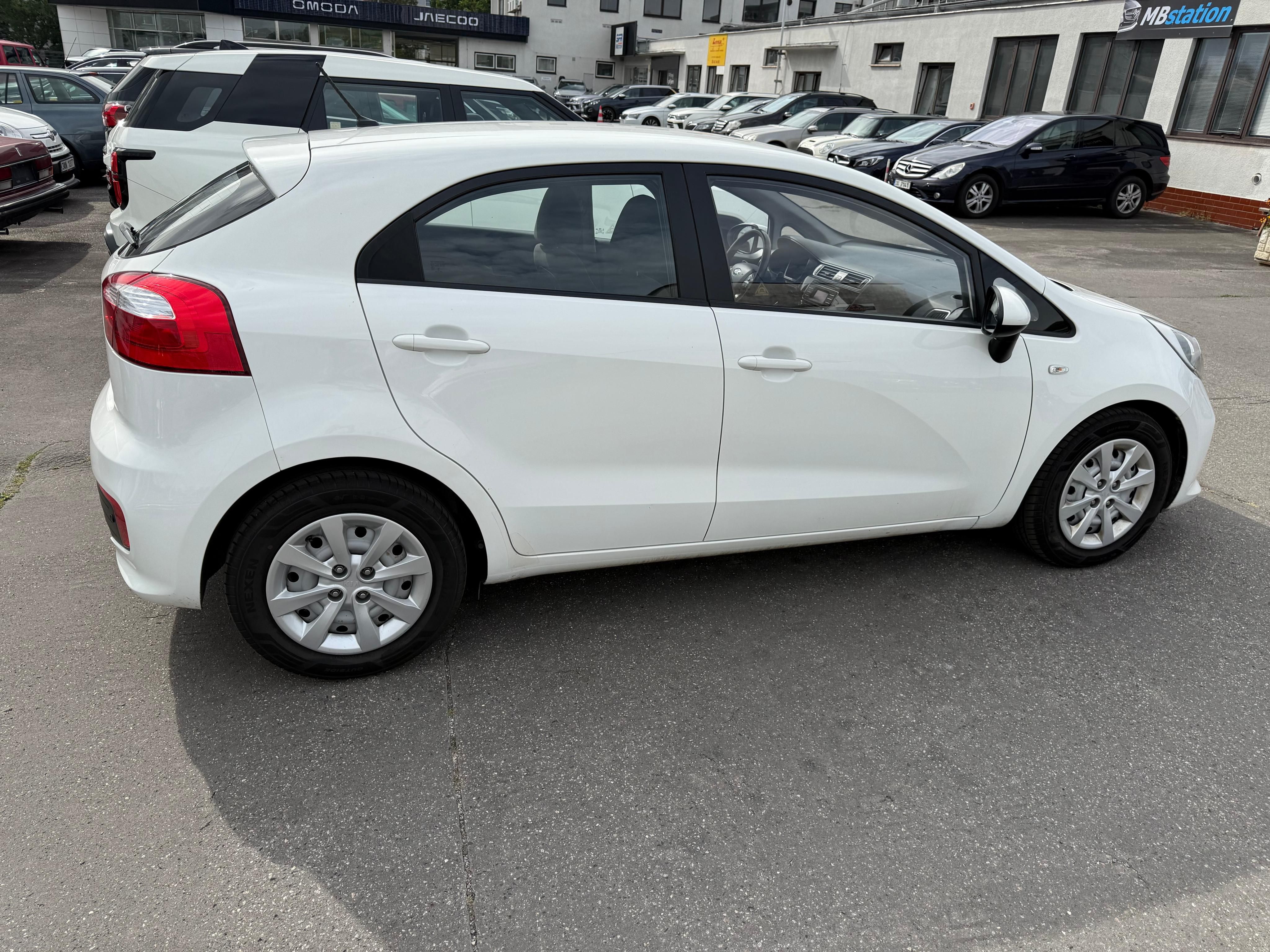 Kia Rio, Mnoho nových dílů,STAV - fotka 6