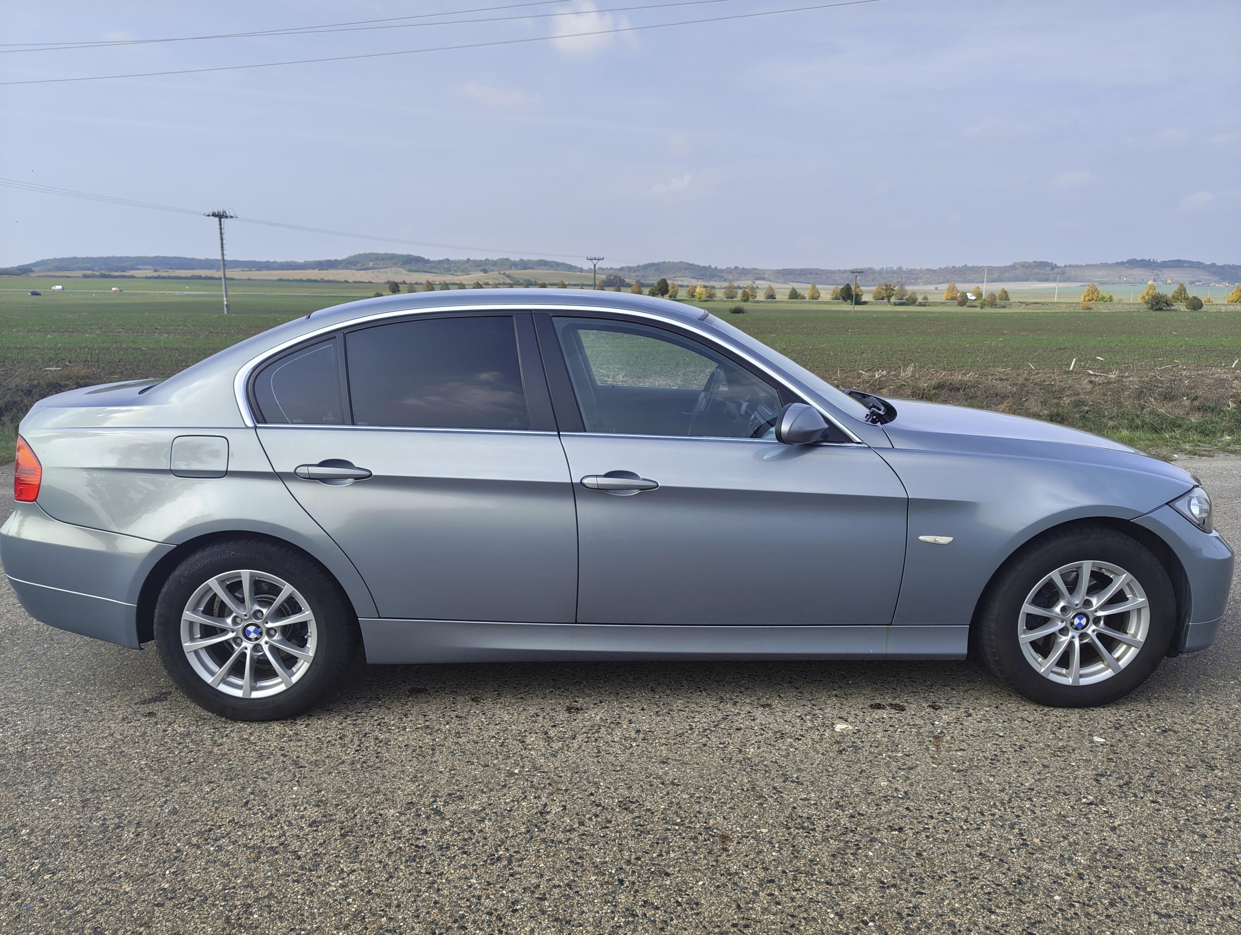 BMW Řada 3, E90 318i - fotka 6