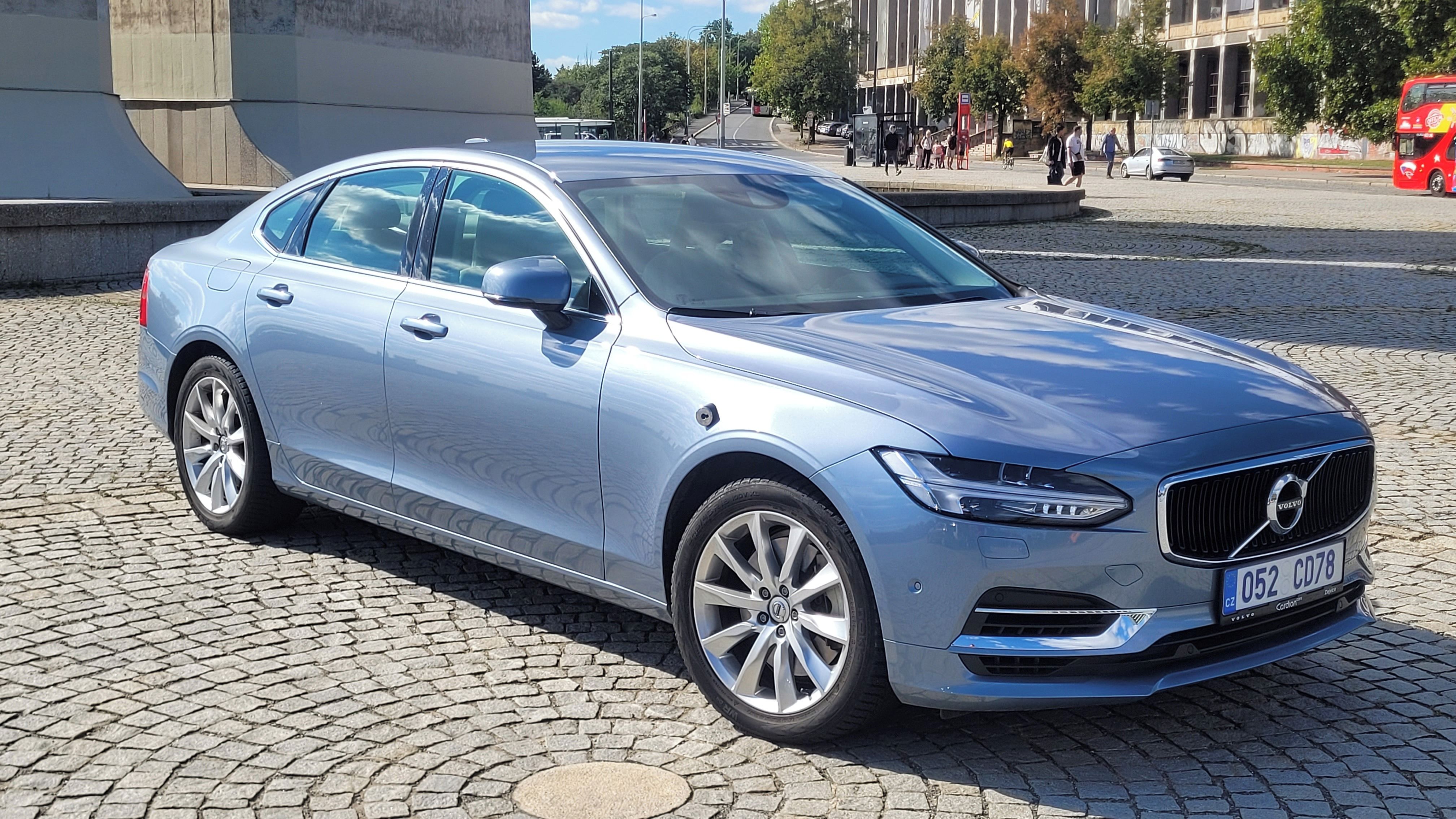 Volvo S90, Volvo S90 T8 TWINENGINE