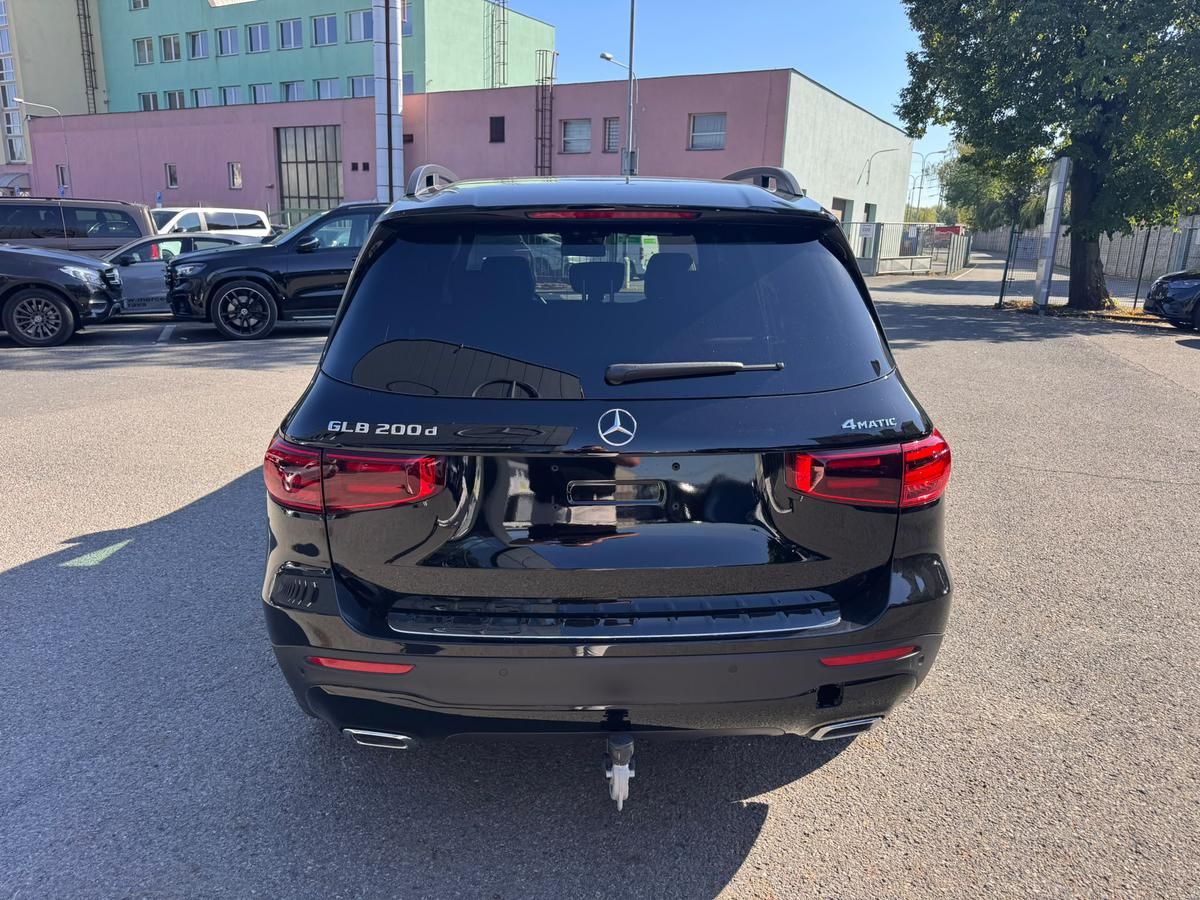 Mercedes-Benz GLB, 200 d 4MATIC - fotka 6