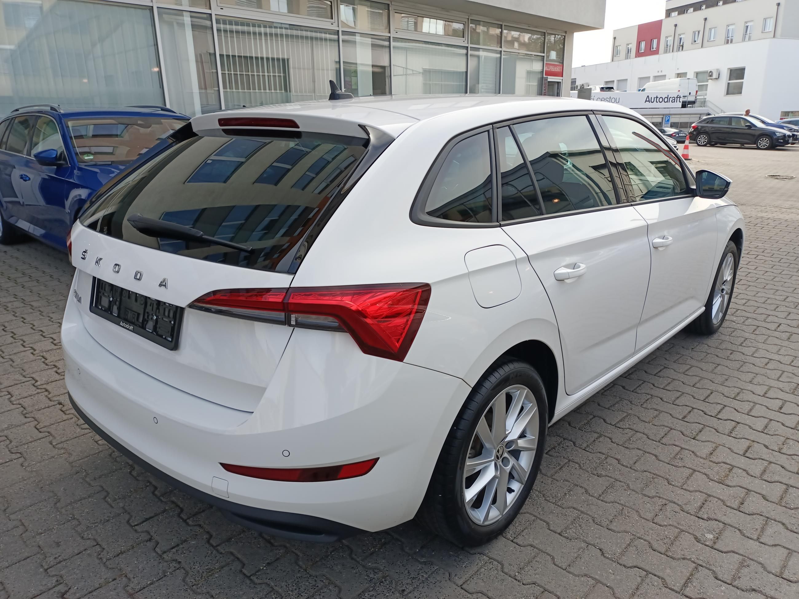 Škoda Scala, Style 1.5 TSI 110kW / Kamera - fotka 6