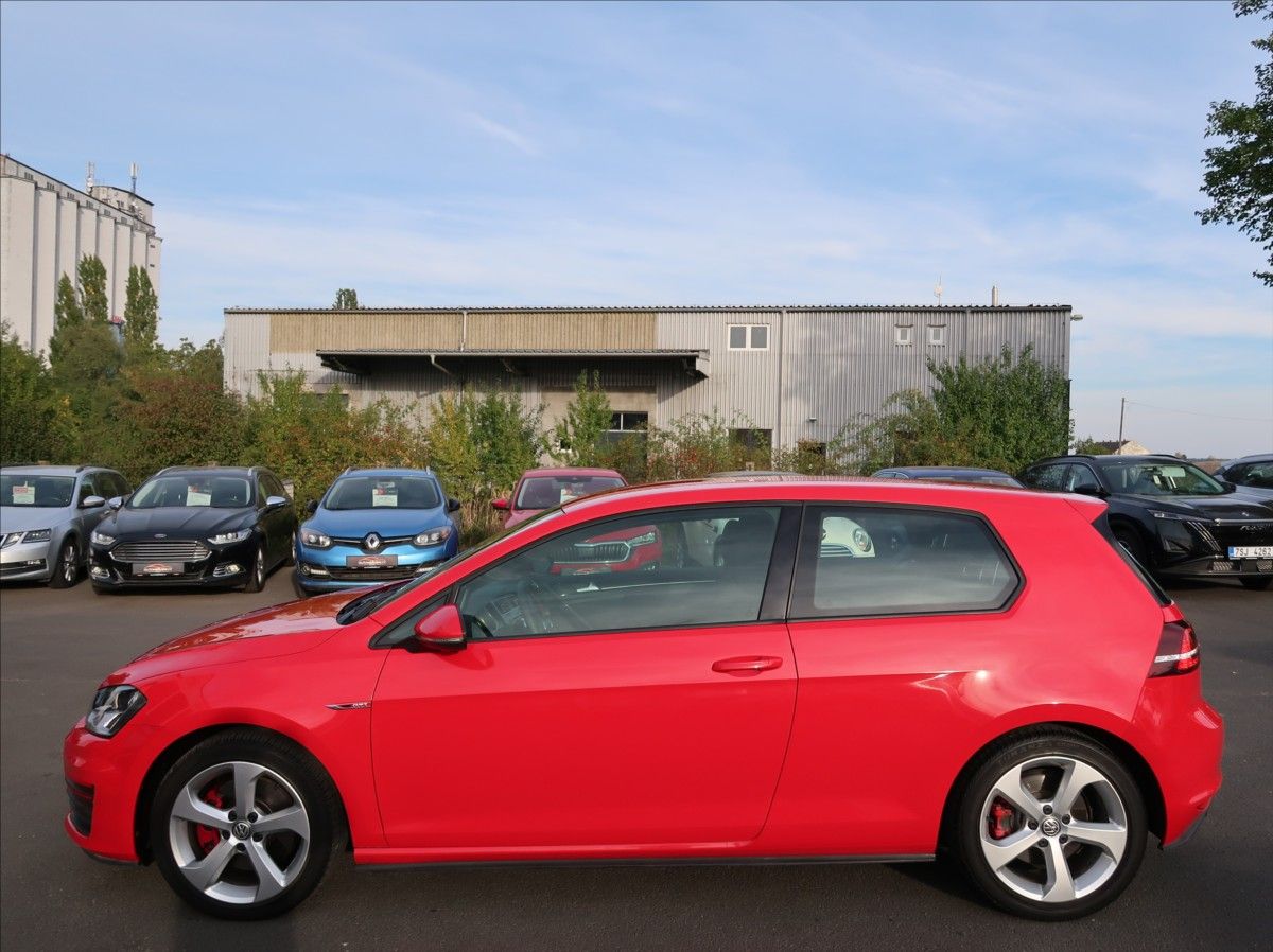 Volkswagen Golf, 2,0 TSi,162kW,GTI,NovéČR - fotka 5