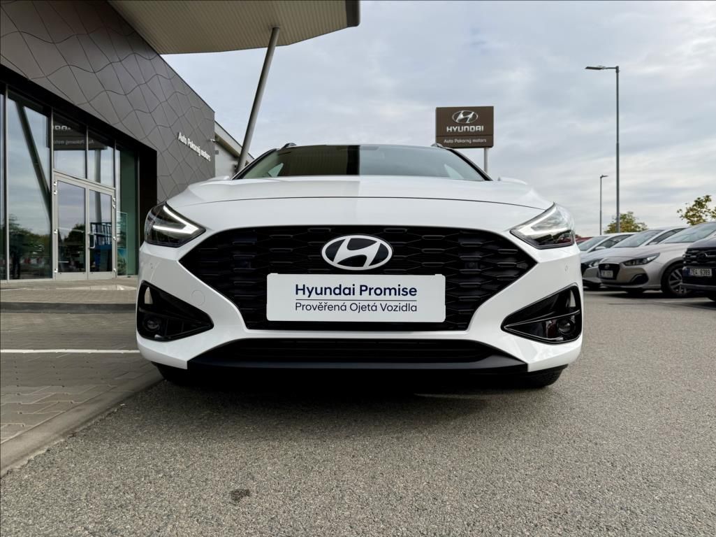 Hyundai i30, 1,5 i  FL WG Style - fotka 5