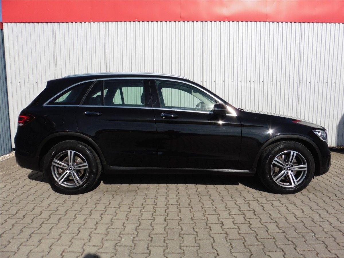 Mercedes-Benz GLC, 220d 4Matic - fotka 6