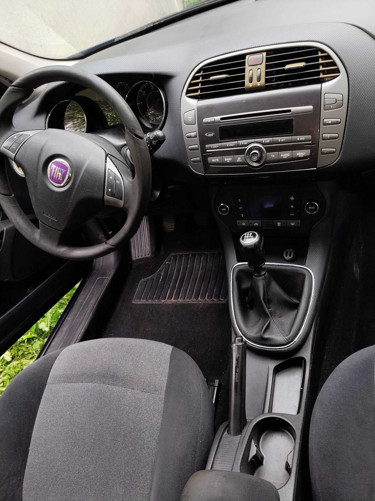 Fiat Bravo, Fiat Bravo 1.9 JTD 88 kW 8V - fotka 6