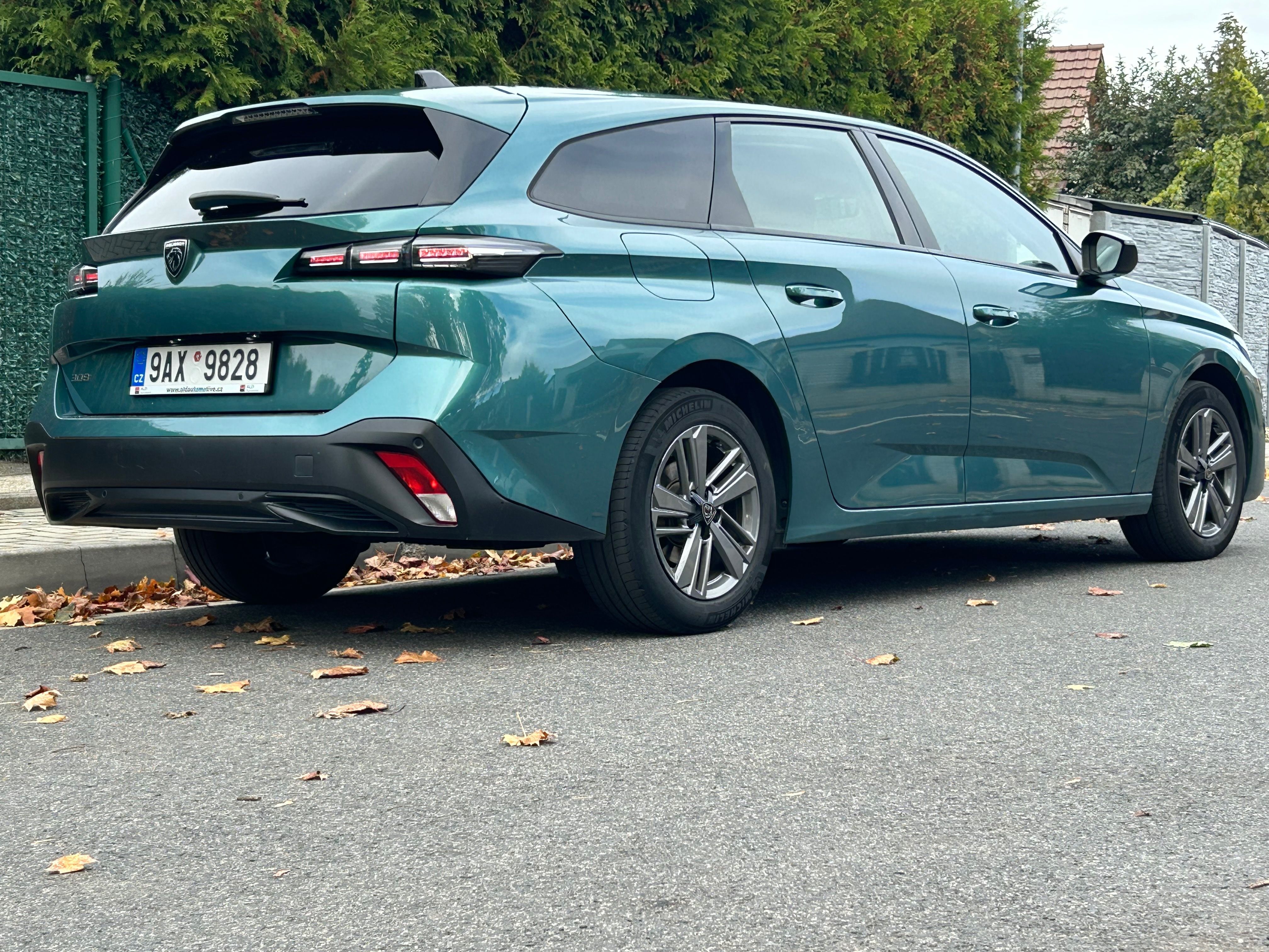 Peugeot 308 - fotka 5