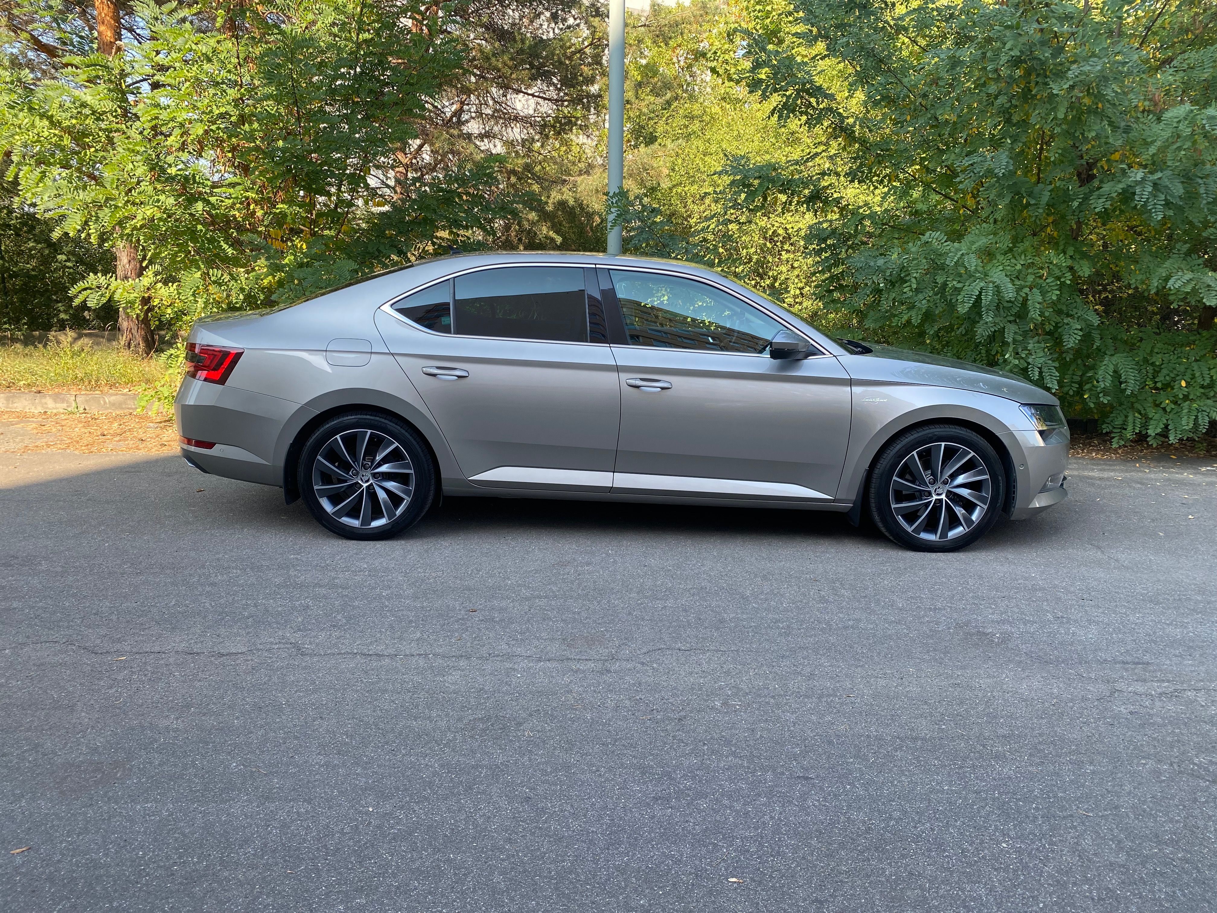 Škoda Superb, L&K2.0TDI 140kw4x4DSS - fotka 2