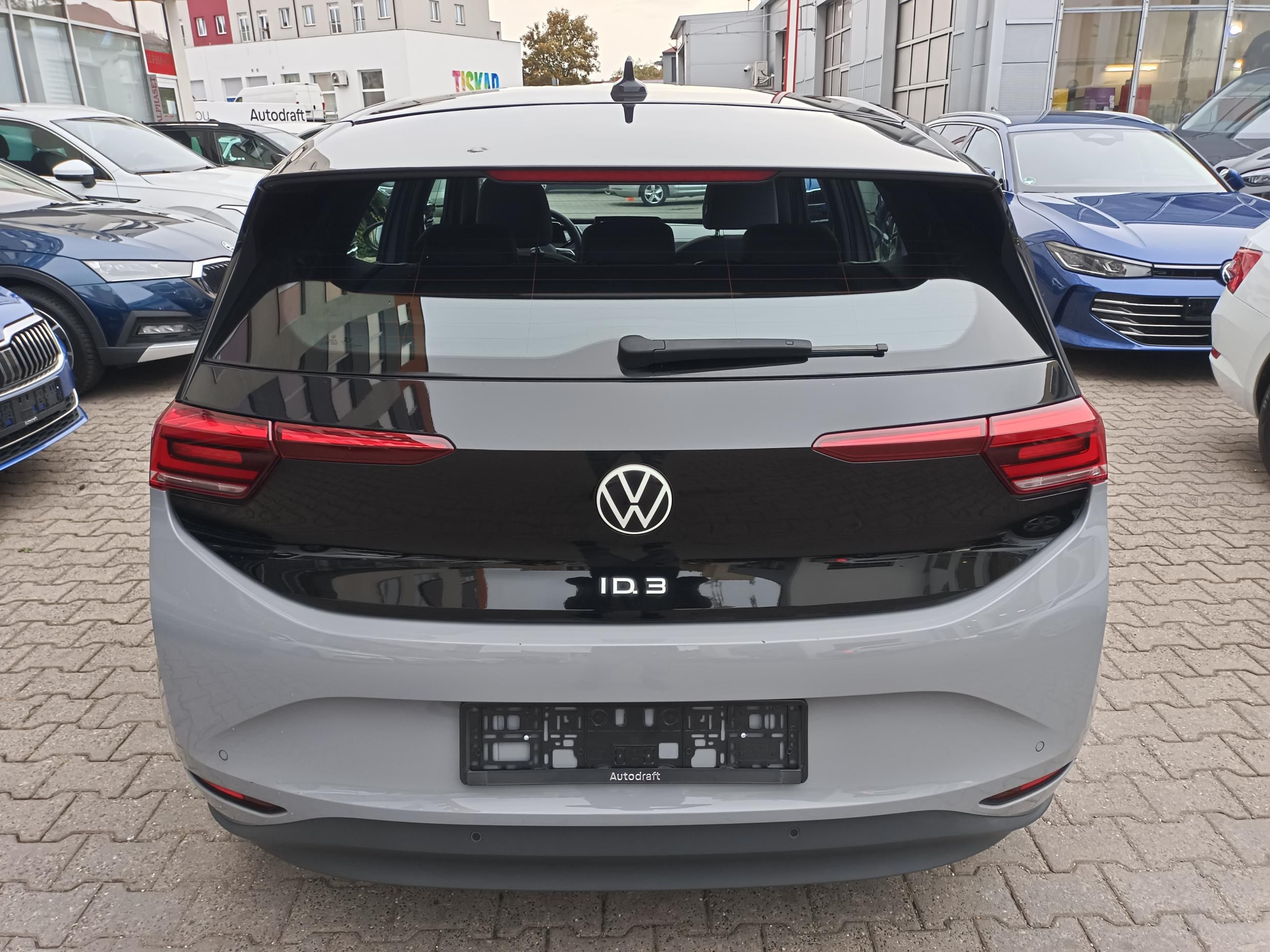 Volkswagen ID.3, Pro 62 kWh / DC Nabíjení - fotka 6