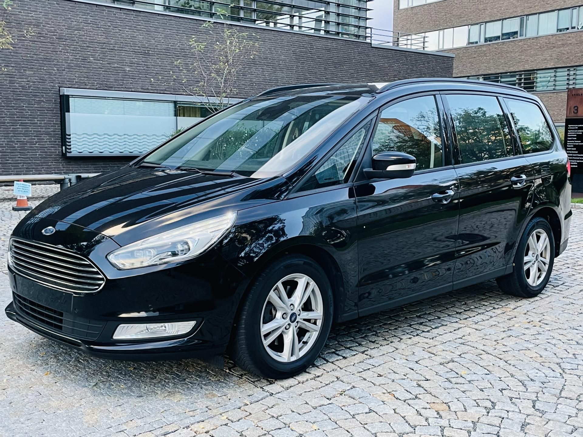 Ford Galaxy, 2.0TDCi MANUÁL 7MÍST SENZORY - fotka 6