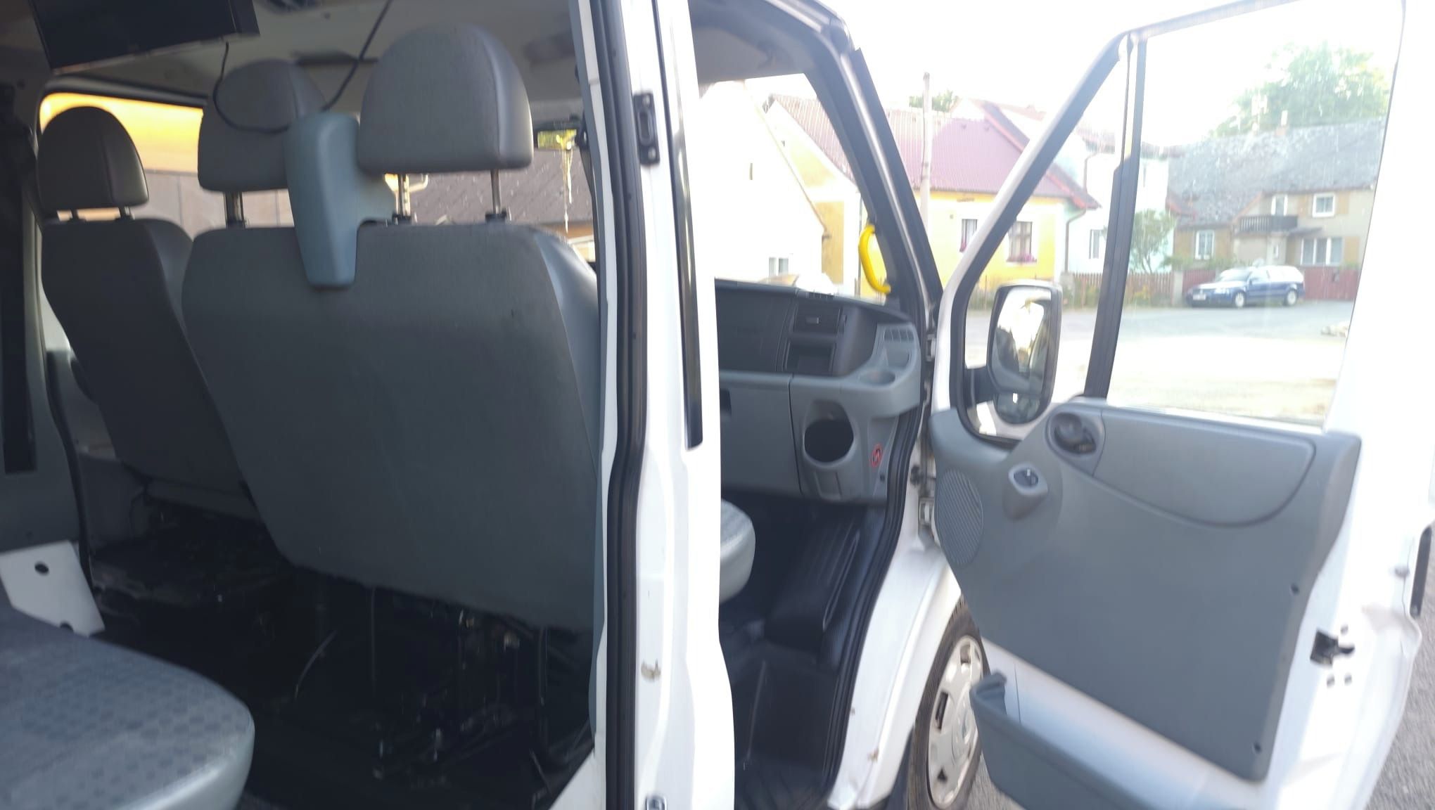 Ford Transit, Ford Transit, 2,2 TDCI, 9 míst - fotka 5