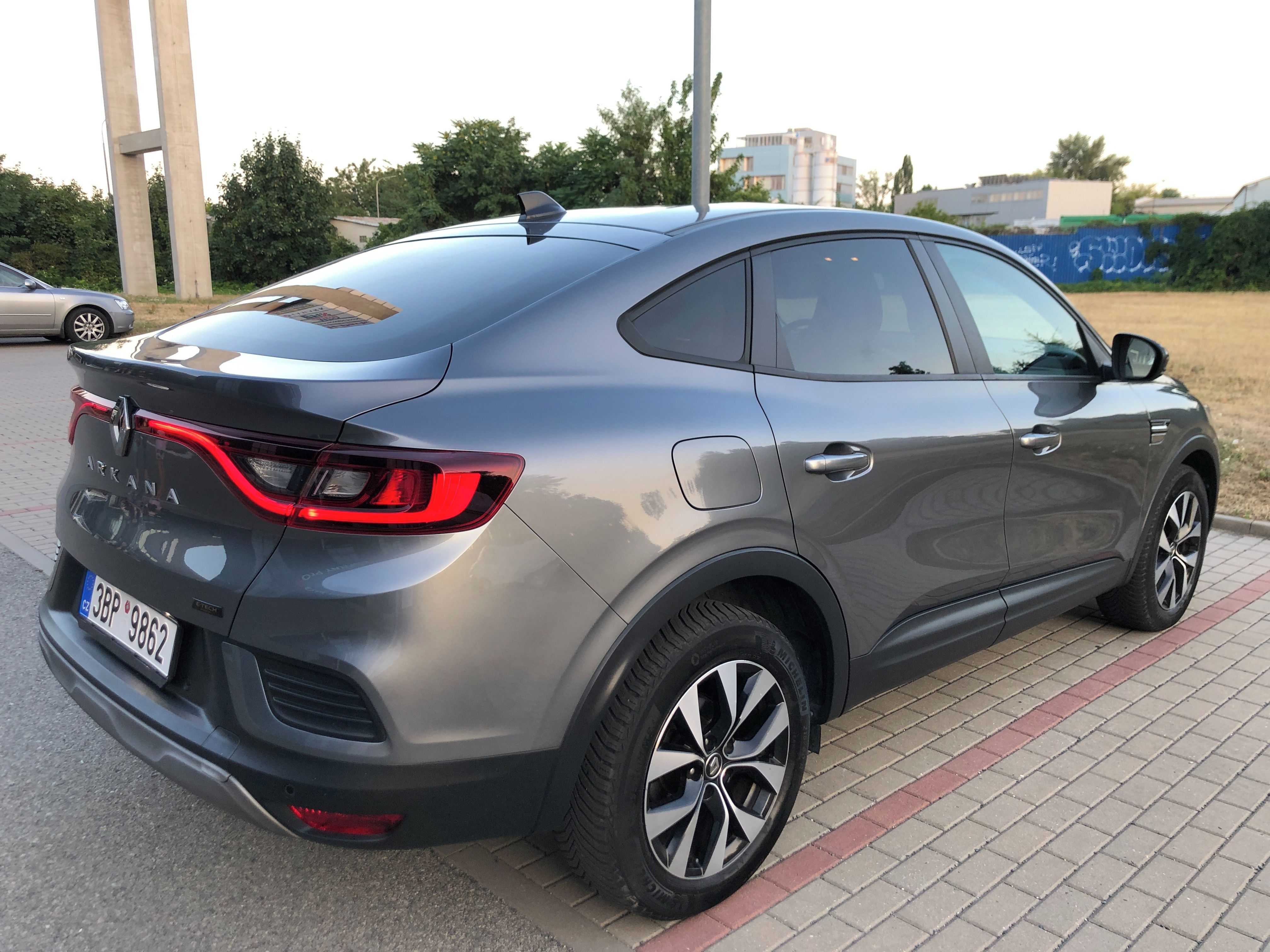 Renault Arkana, 1,6 E_TECH, HYBRID - fotka 5
